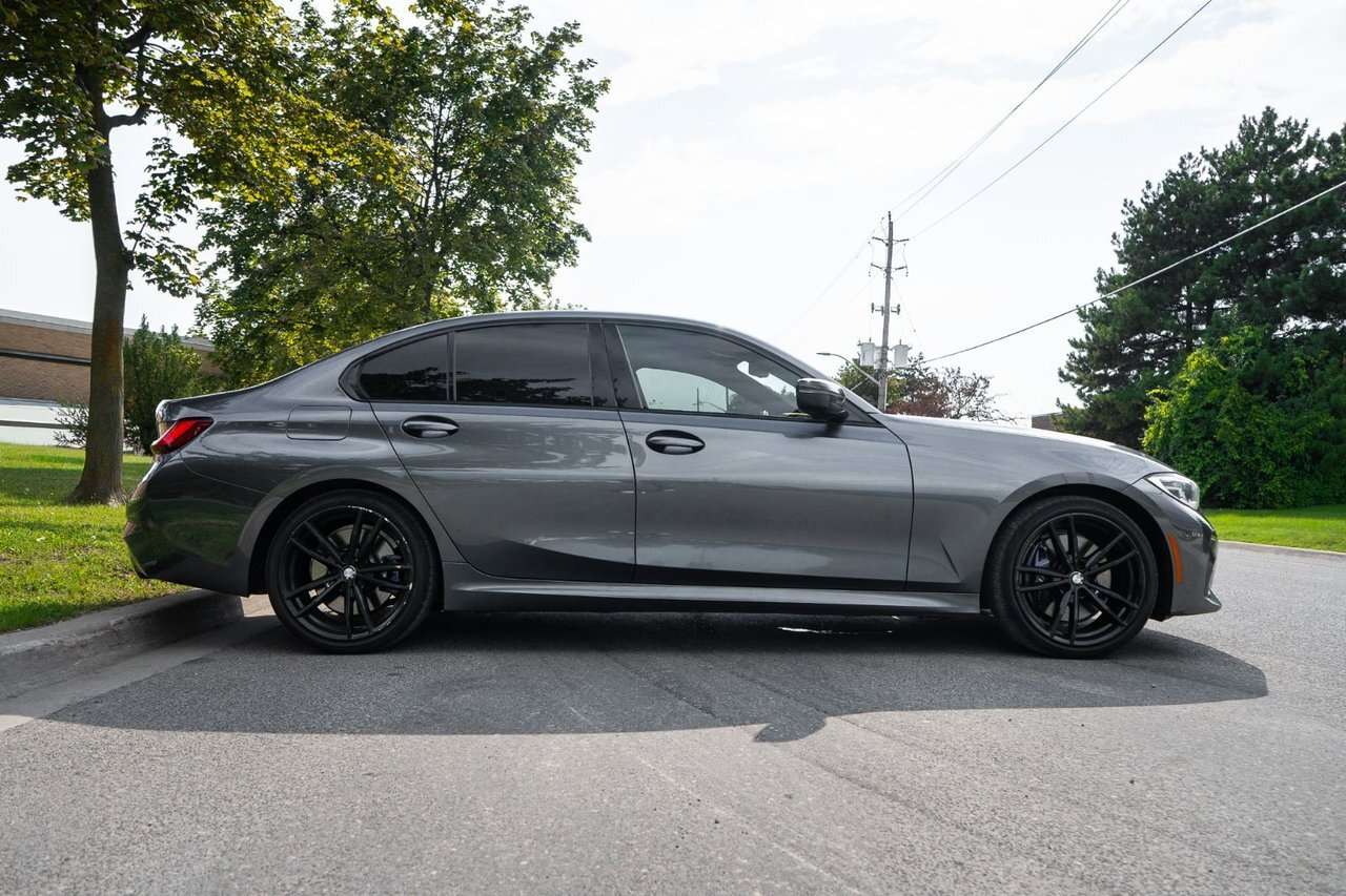 2022 BMW 3 Series 330i xDrive M Sport Package / — снимка 1