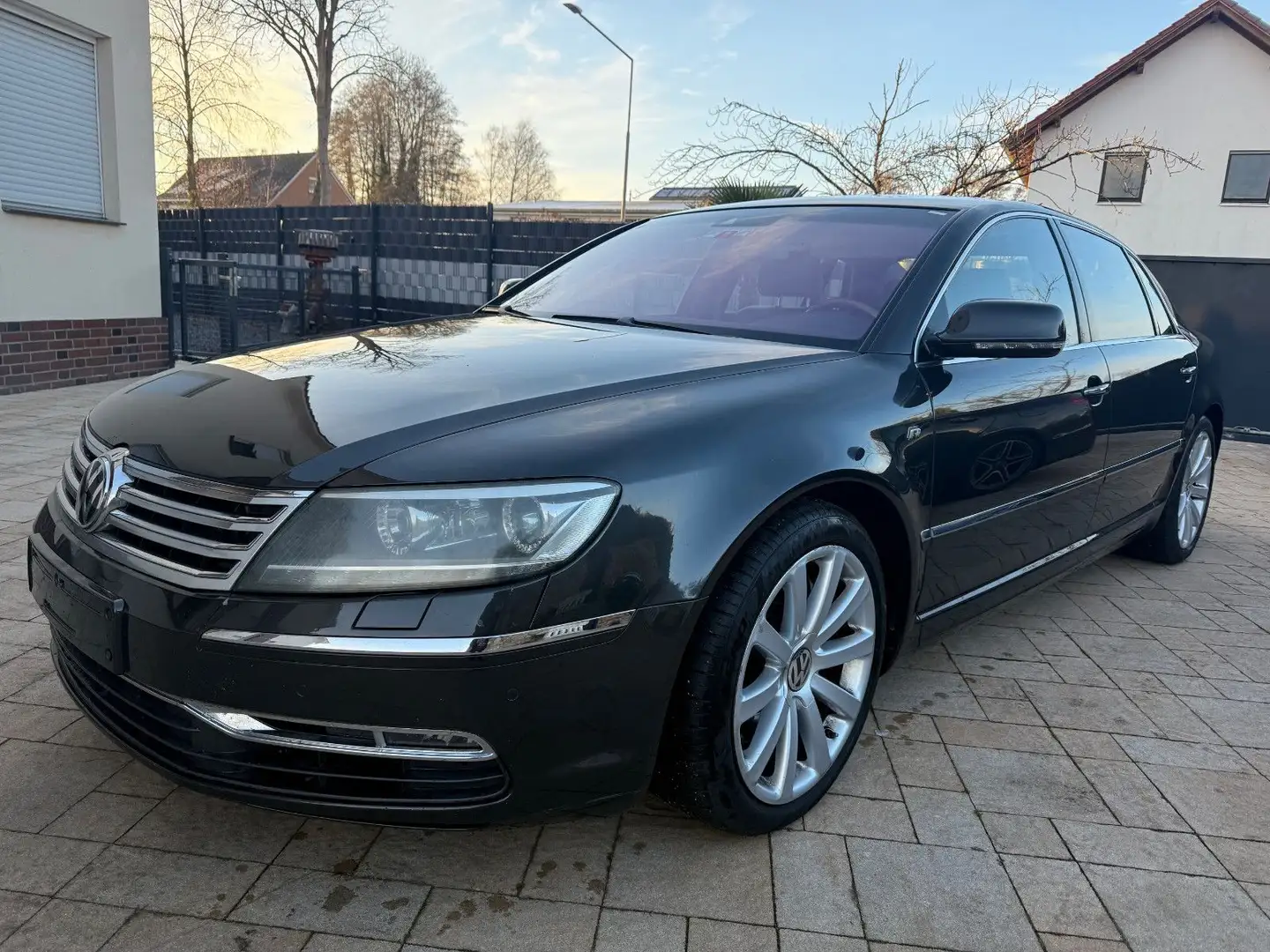 Volkswagen Phaeton 4.2 V8 4Motion lang+LPG Gas+Voll+ Gris - 1