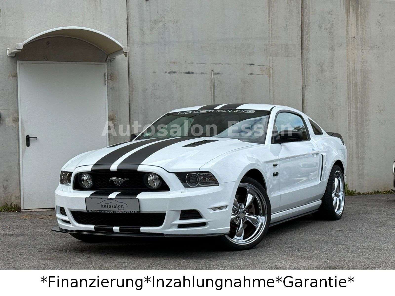 Second hand Ford Mustang 