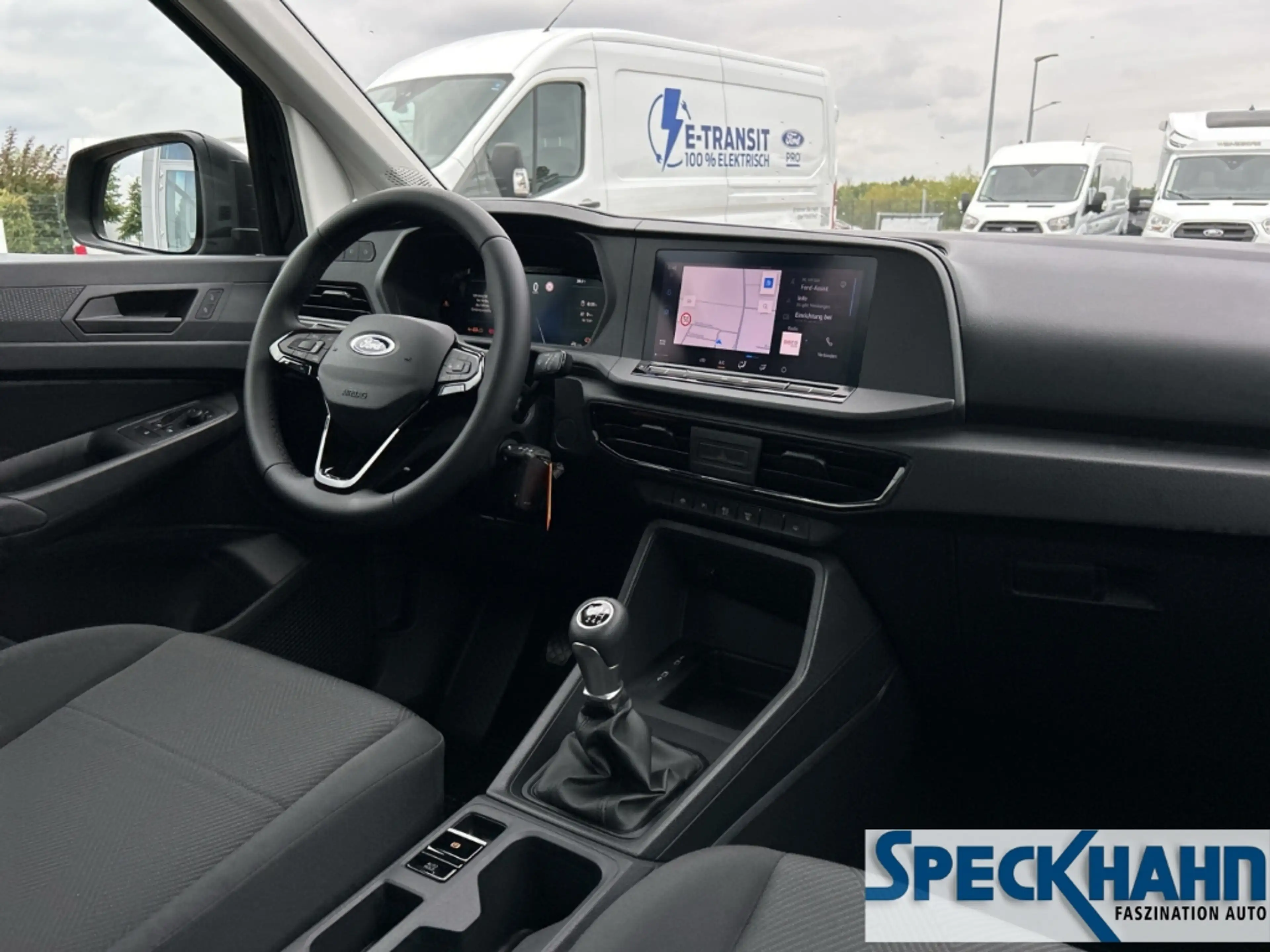 Ford Tourneo Connect Trend 2.0 EcoBlue eCall AHK PDCv+h ISOFIX Apple Ca — photo 12