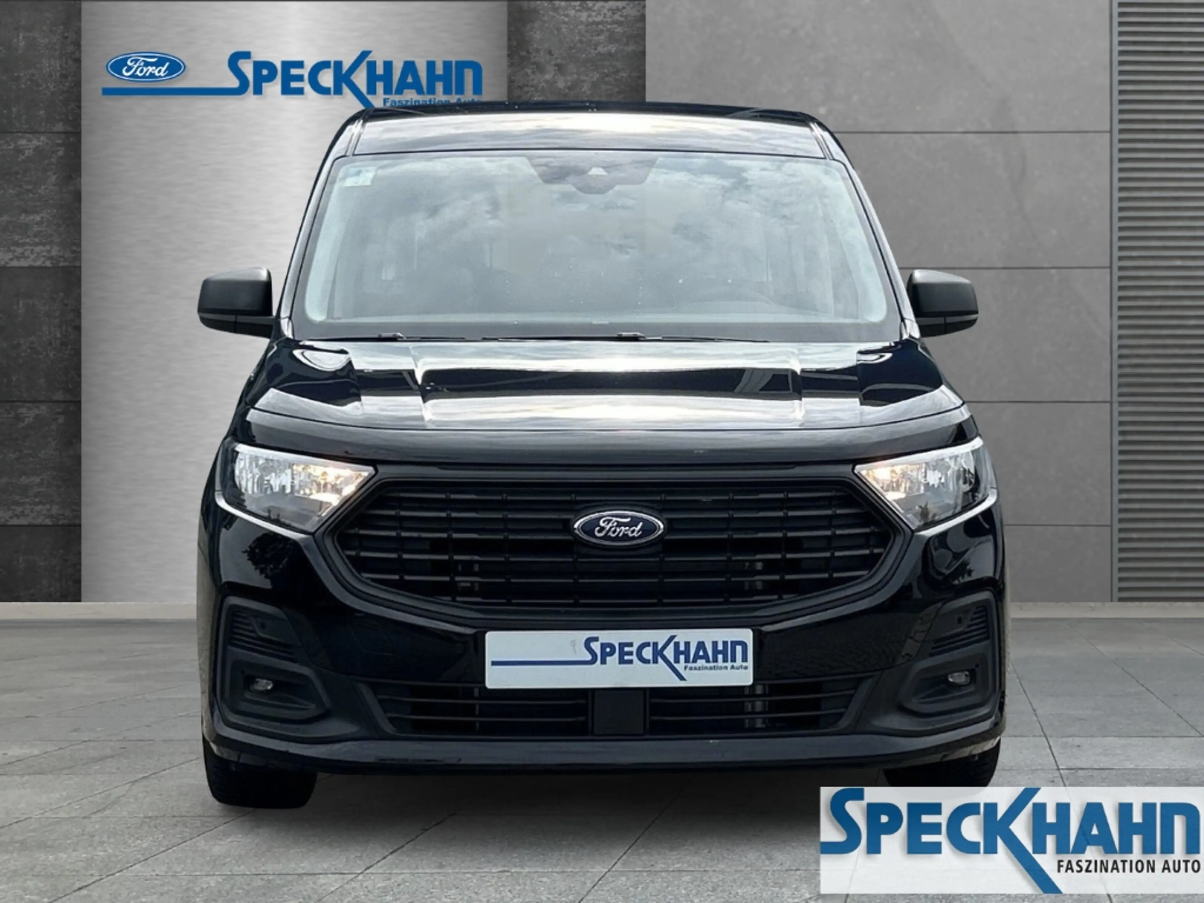 Ford Tourneo Connect Trend 2.0 EcoBlue eCall AHK PDCv+h ISOFIX Apple Ca — photo 6