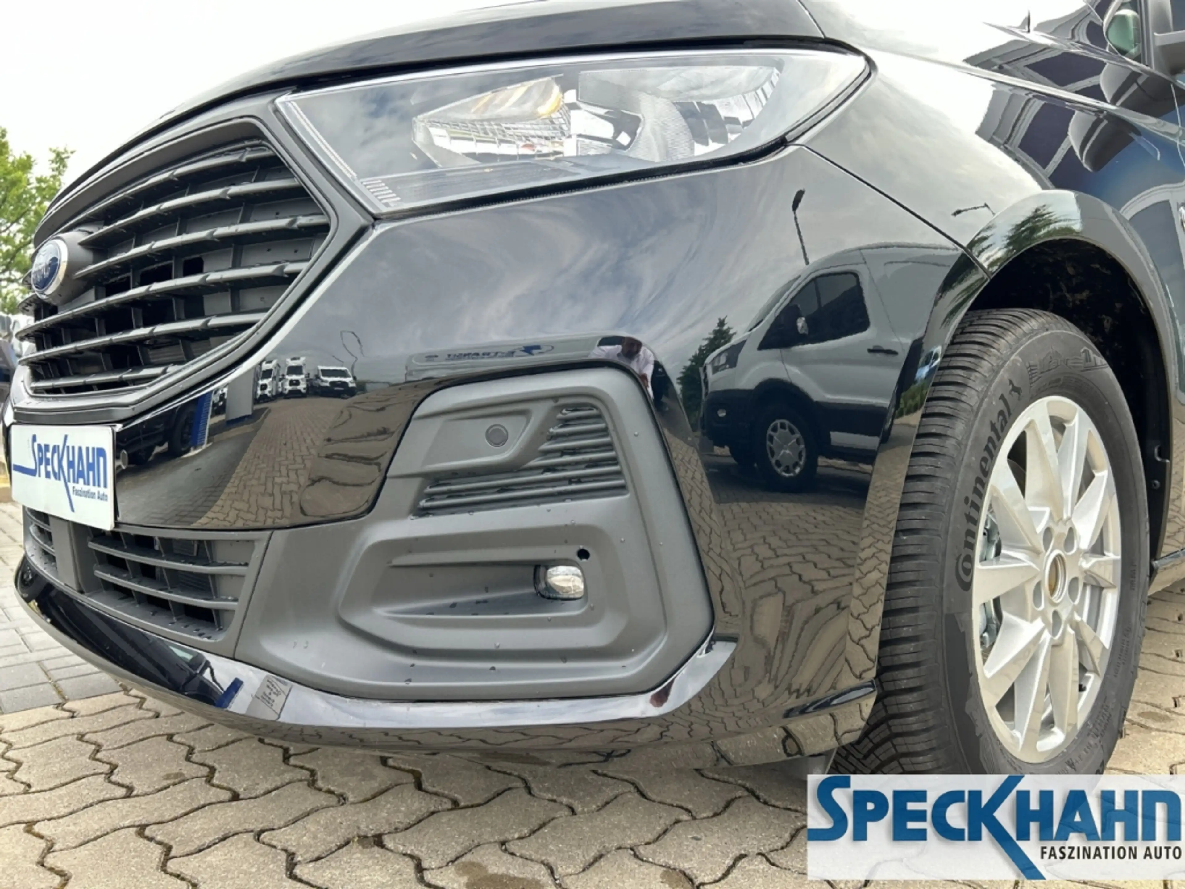 Ford Tourneo Connect Trend 2.0 EcoBlue eCall AHK PDCv+h ISOFIX Apple Ca — photo 7