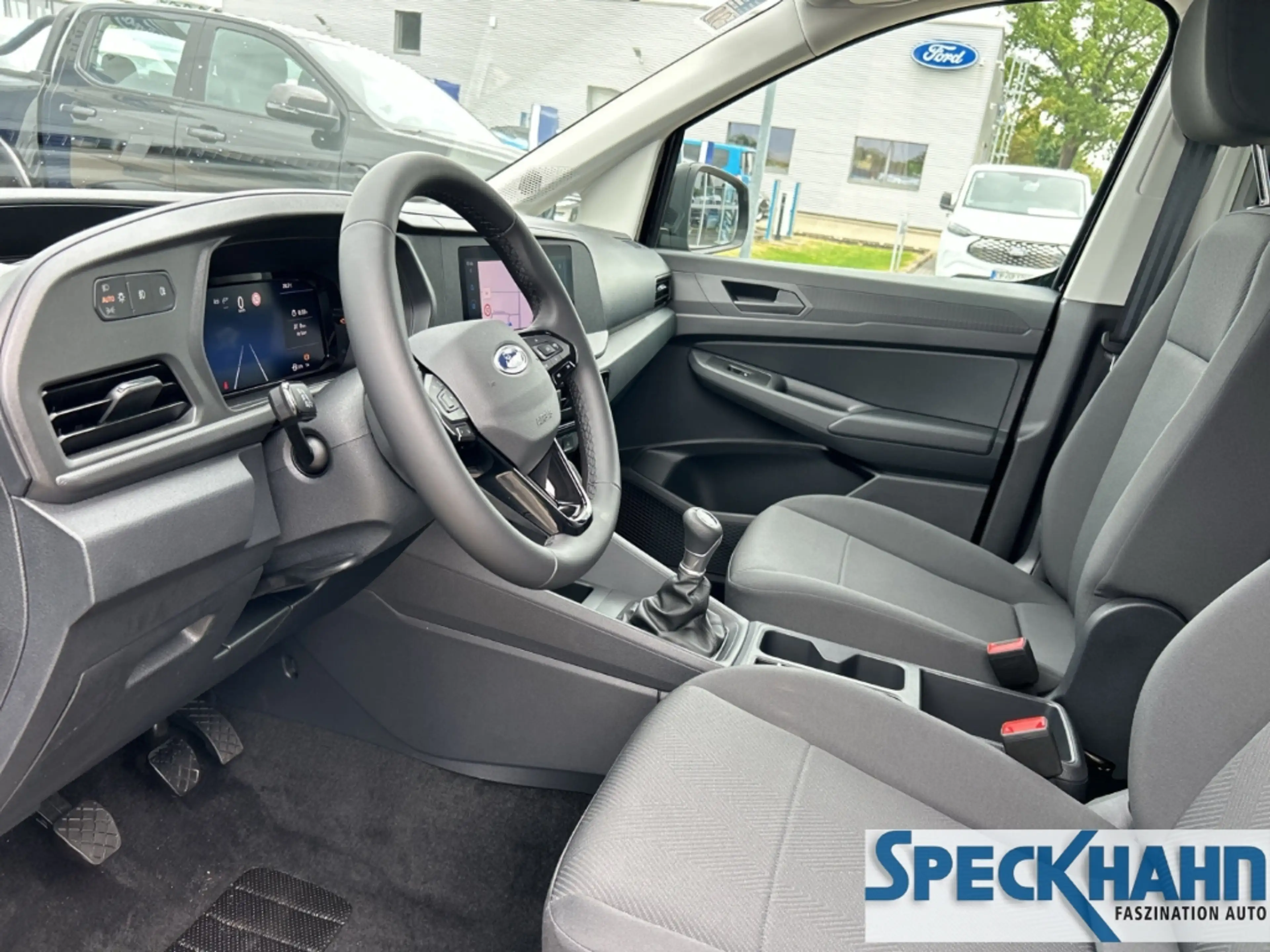 Ford Tourneo Connect Trend 2.0 EcoBlue eCall AHK PDCv+h ISOFIX Apple Ca — photo 11