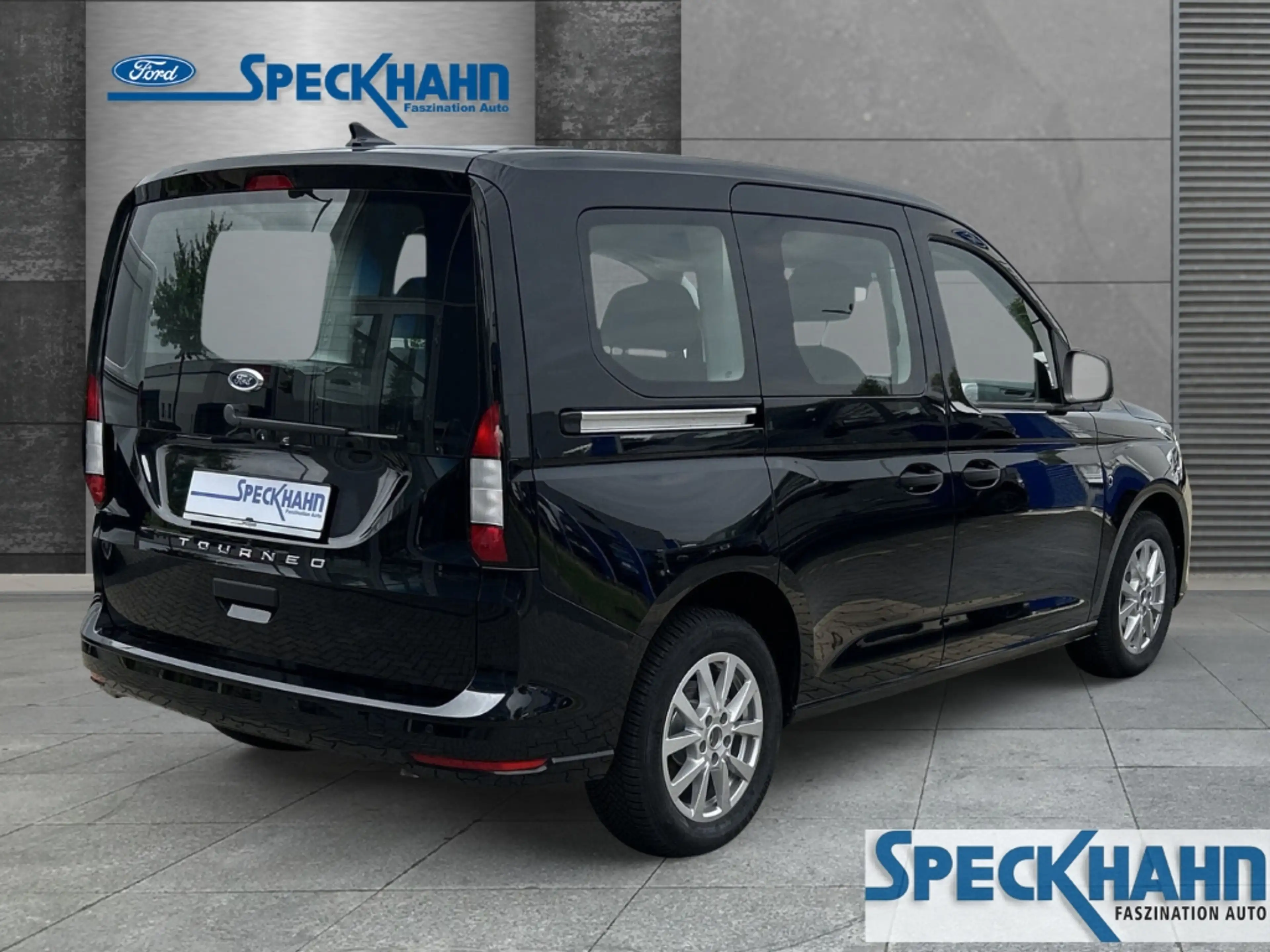 Ford Tourneo Connect Trend 2.0 EcoBlue eCall AHK PDCv+h ISOFIX Apple Ca — photo 4