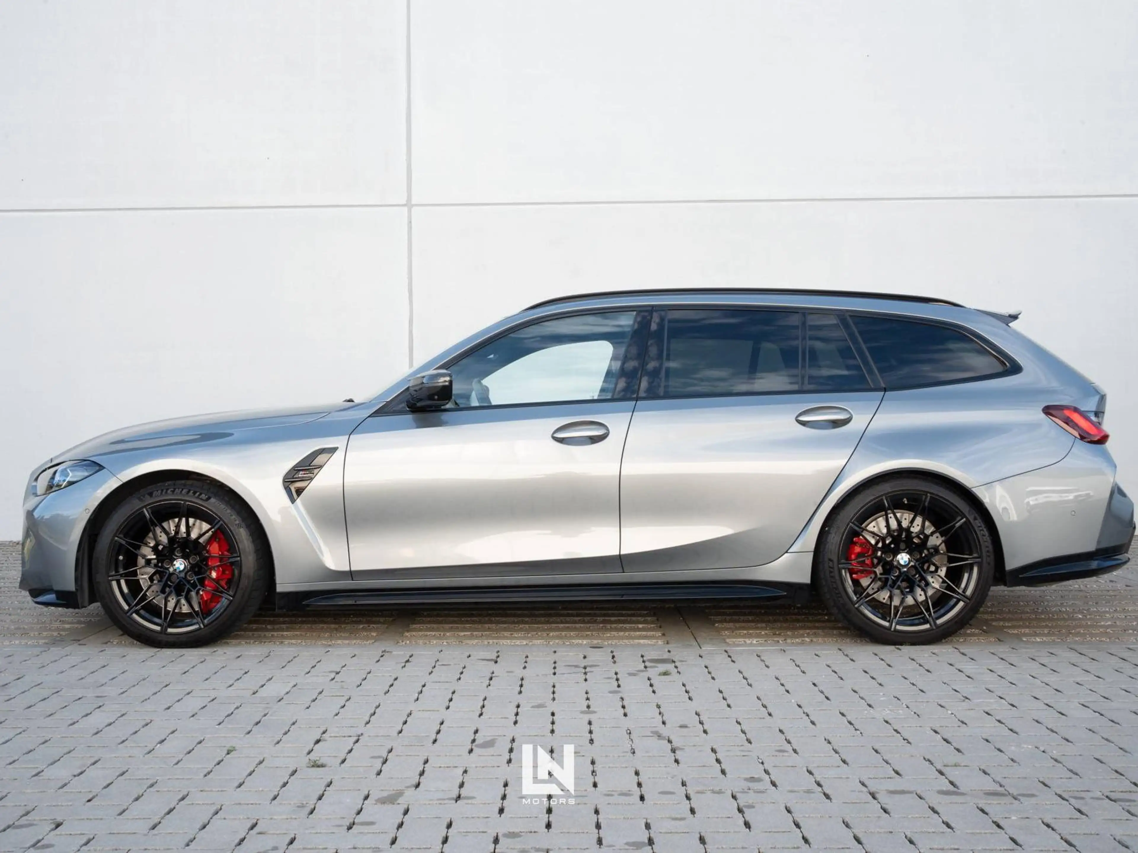 BMW M3 Competition Touring | LICHTEVRACHT 21% BTW | MILLTEK | Carbon | H. Kardon | Full — photo 2