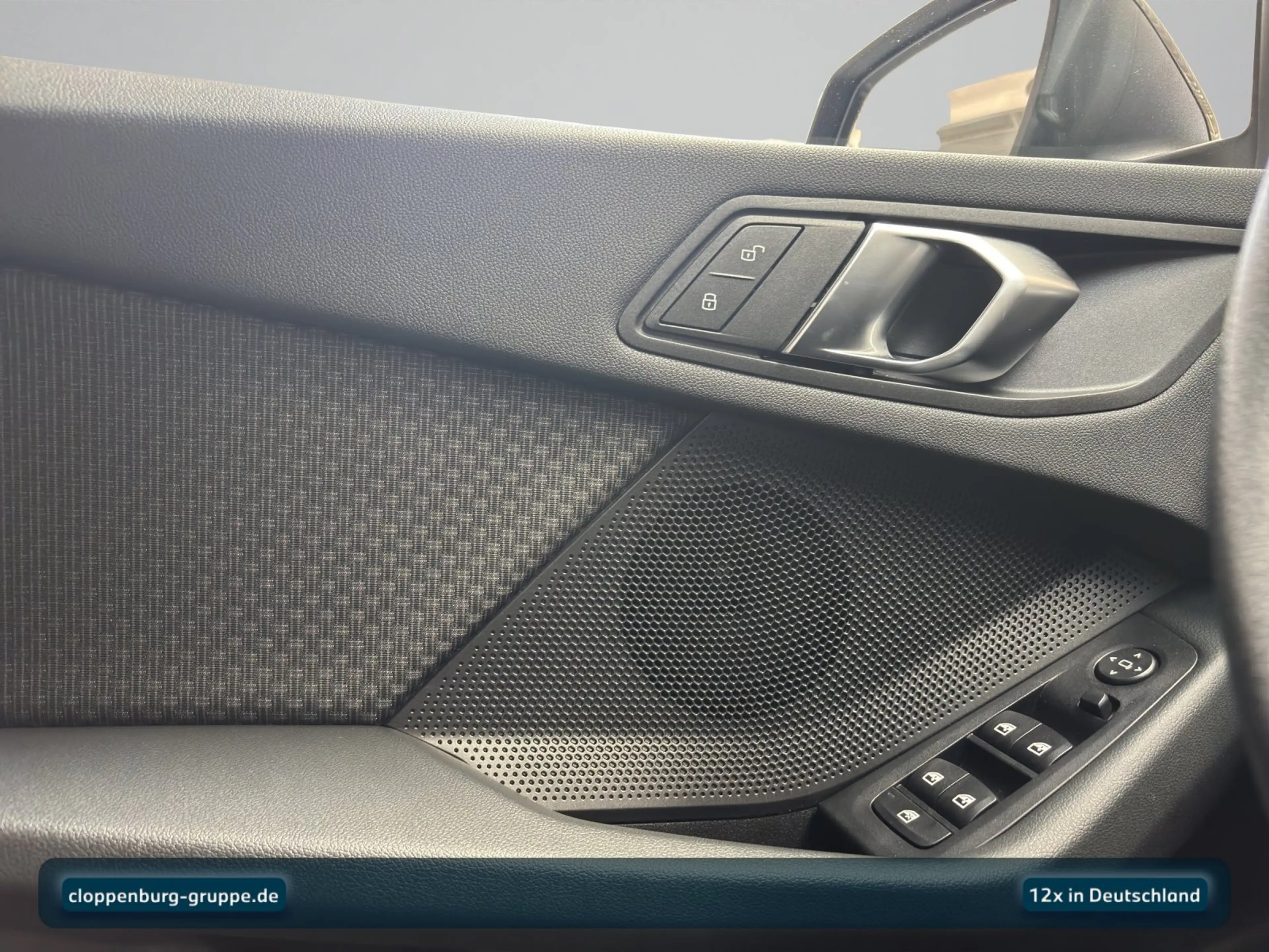 BMW 118 i Navi+SHZ+HiFi+Spurass.+LED+Ambi+BT+S/S-AT — photo 17