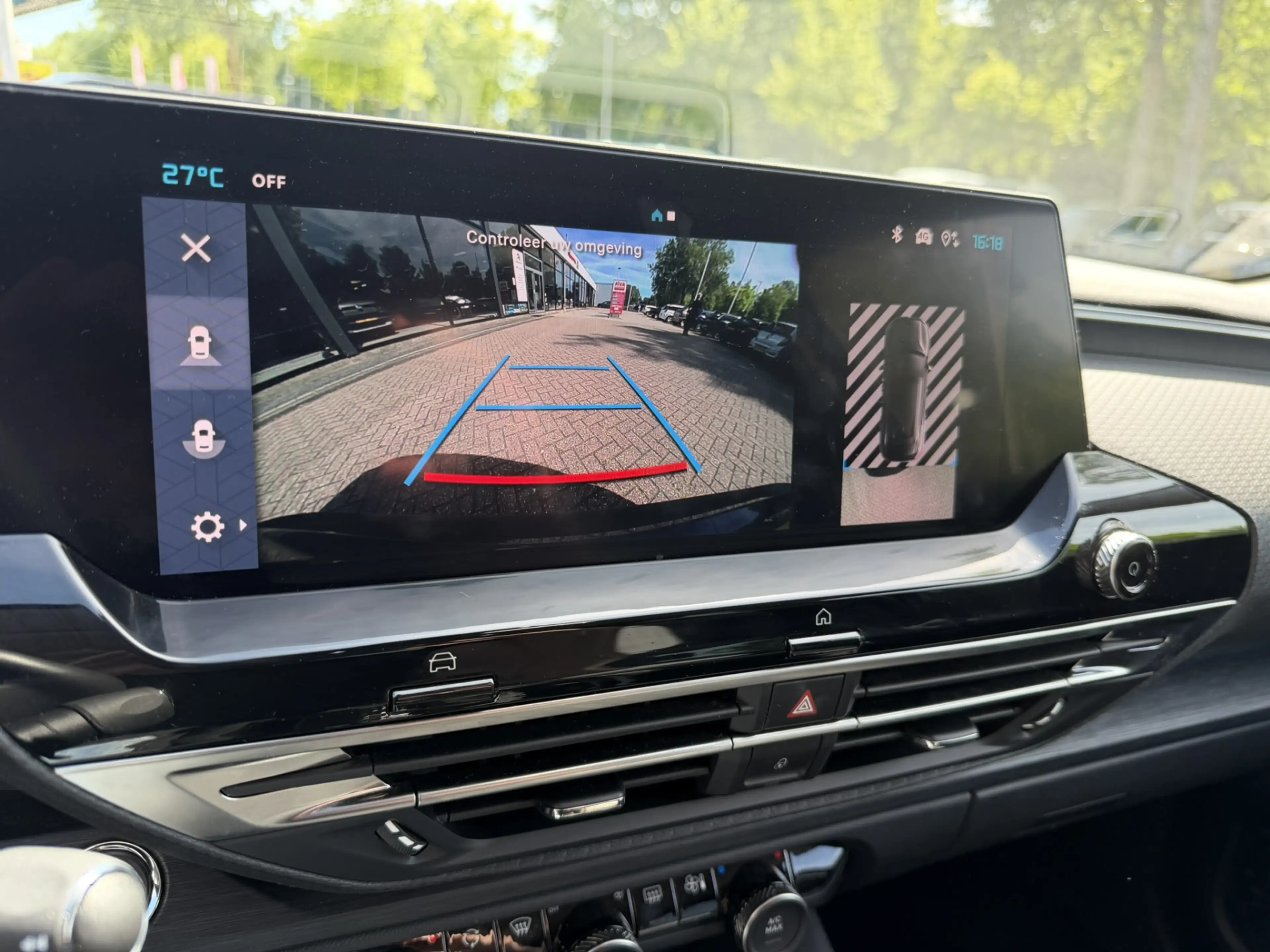 Citroen C5 X 1.6 Plug-in Hybrid 225 Shine — photo 8