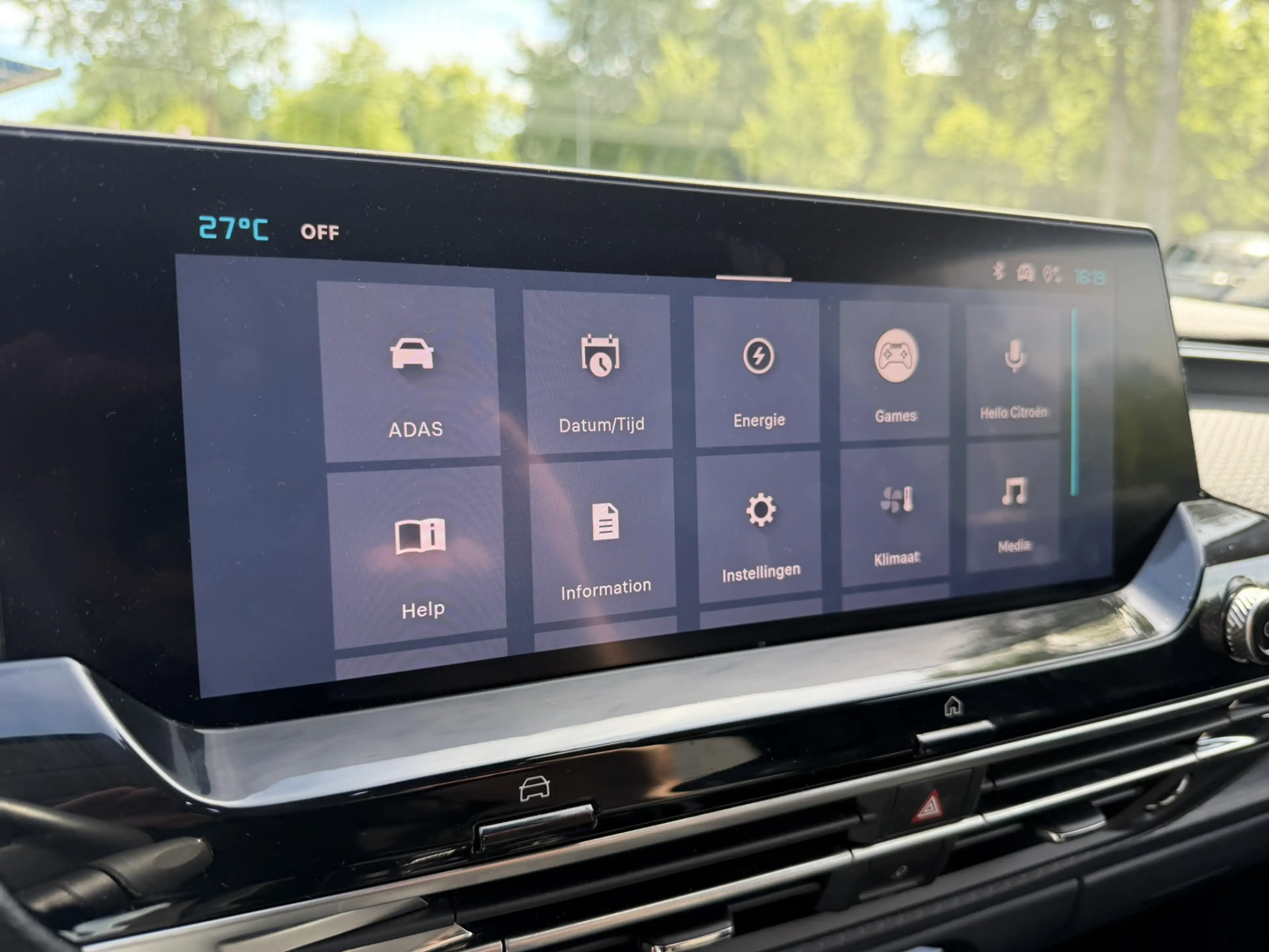 Citroen C5 X 1.6 Plug-in Hybrid 225 Shine — photo 14