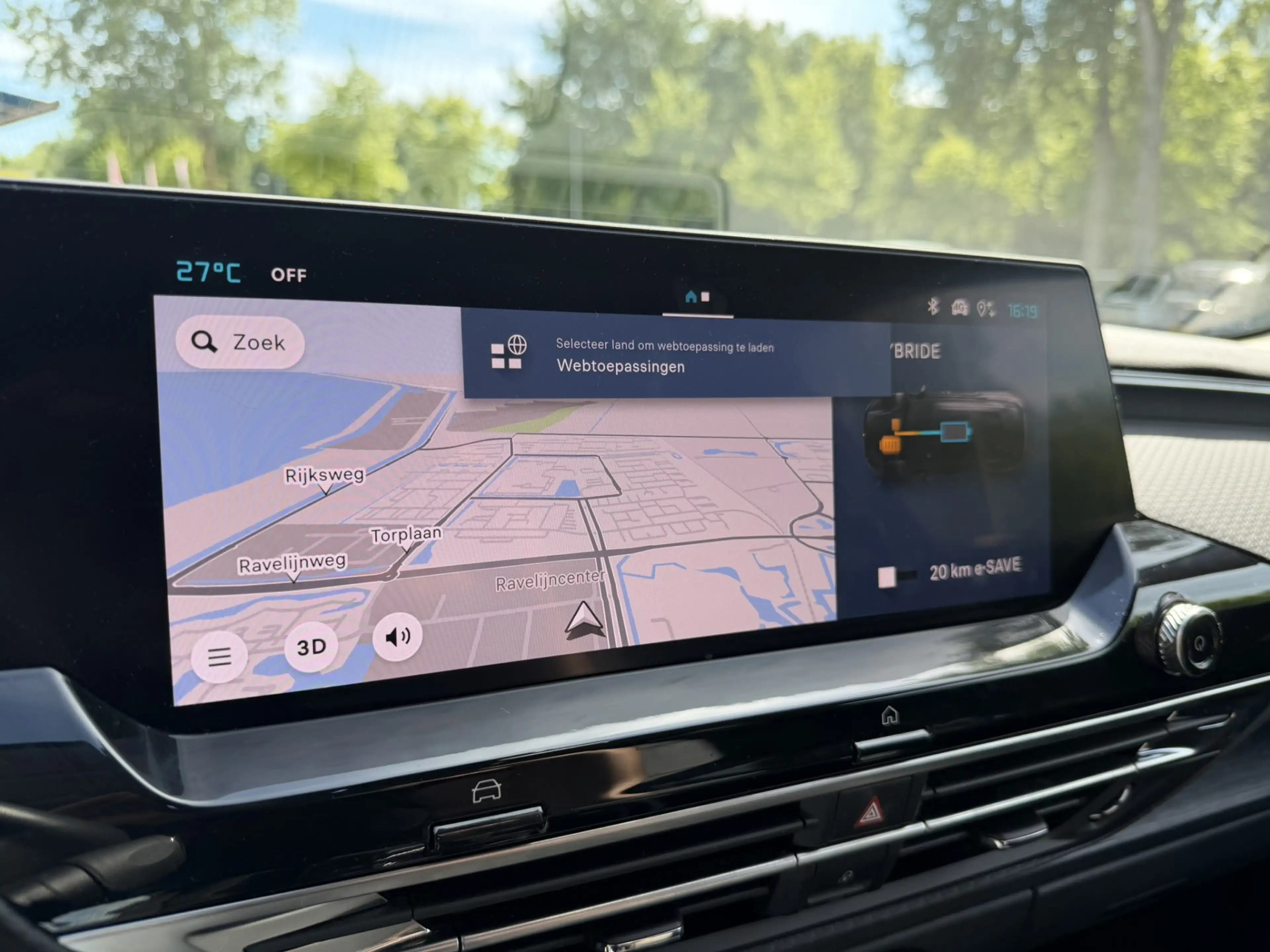Citroen C5 X 1.6 Plug-in Hybrid 225 Shine — photo 13