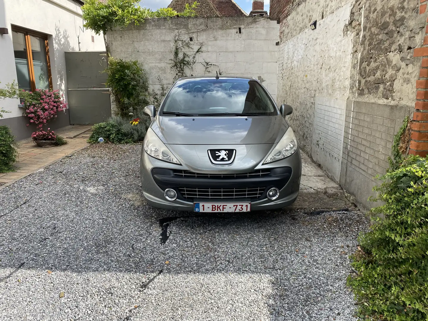 Peugeot 207 CC 1.6i 16v - 2