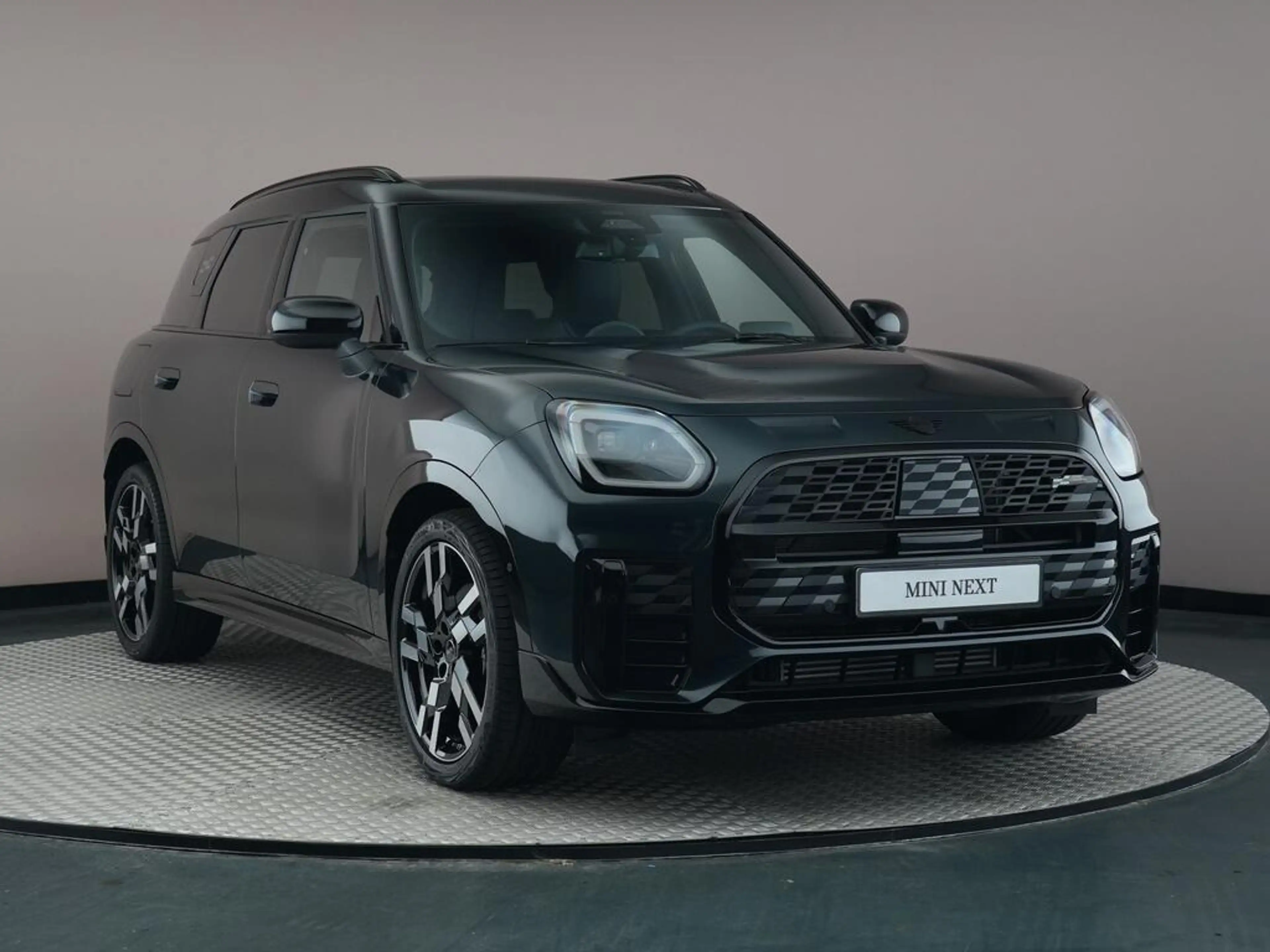 MINI John Cooper Works Countryman 1.5 C M — photo 3