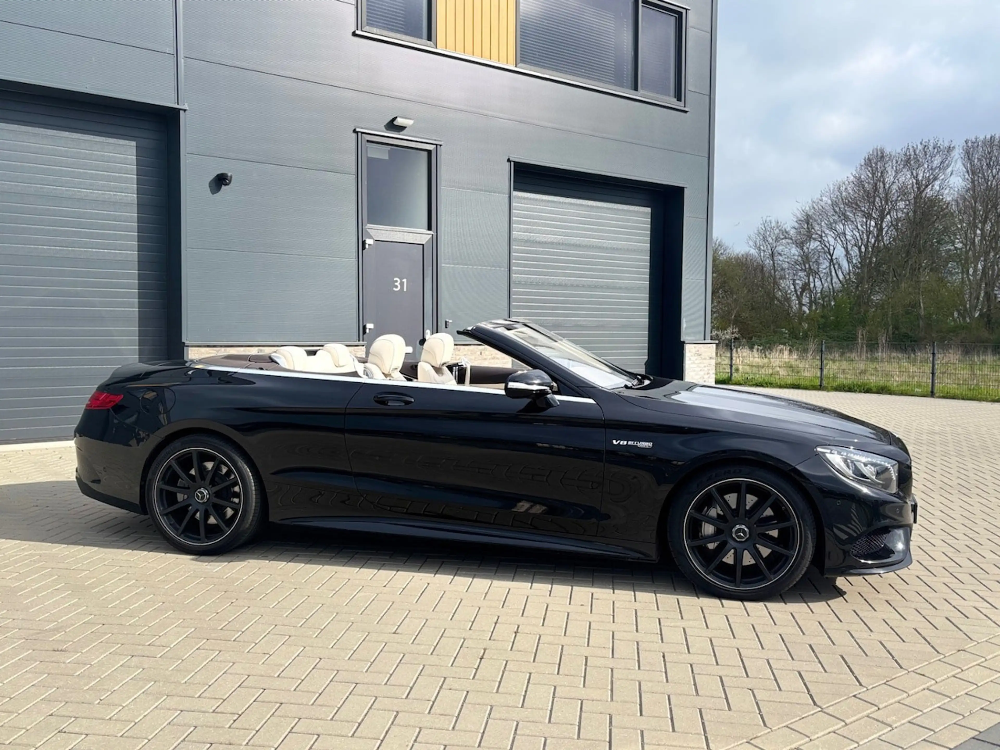 Mercedes-Benz S 500 Cabrio — photo 3