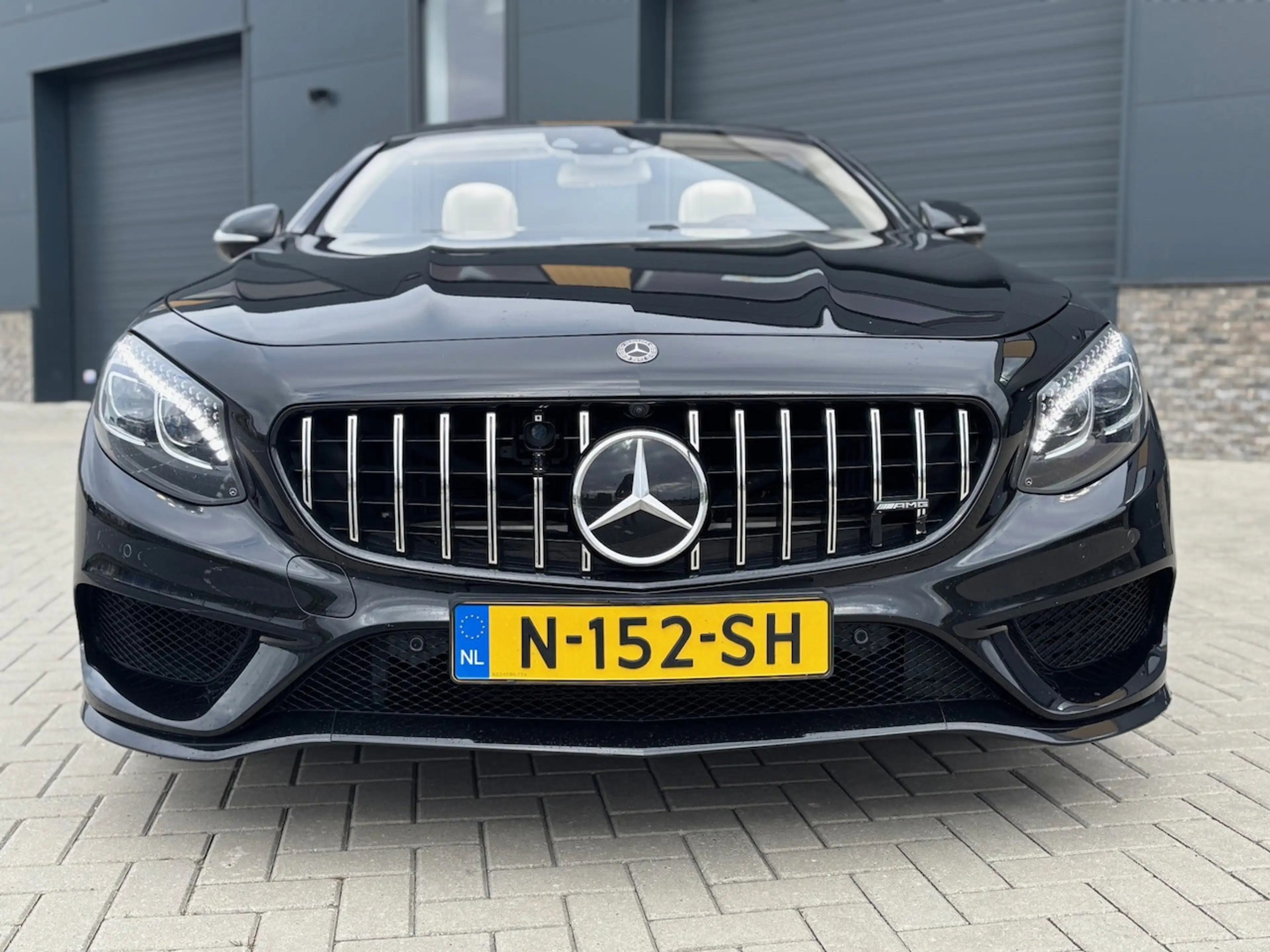 Mercedes-Benz S 500 Cabrio — photo 14