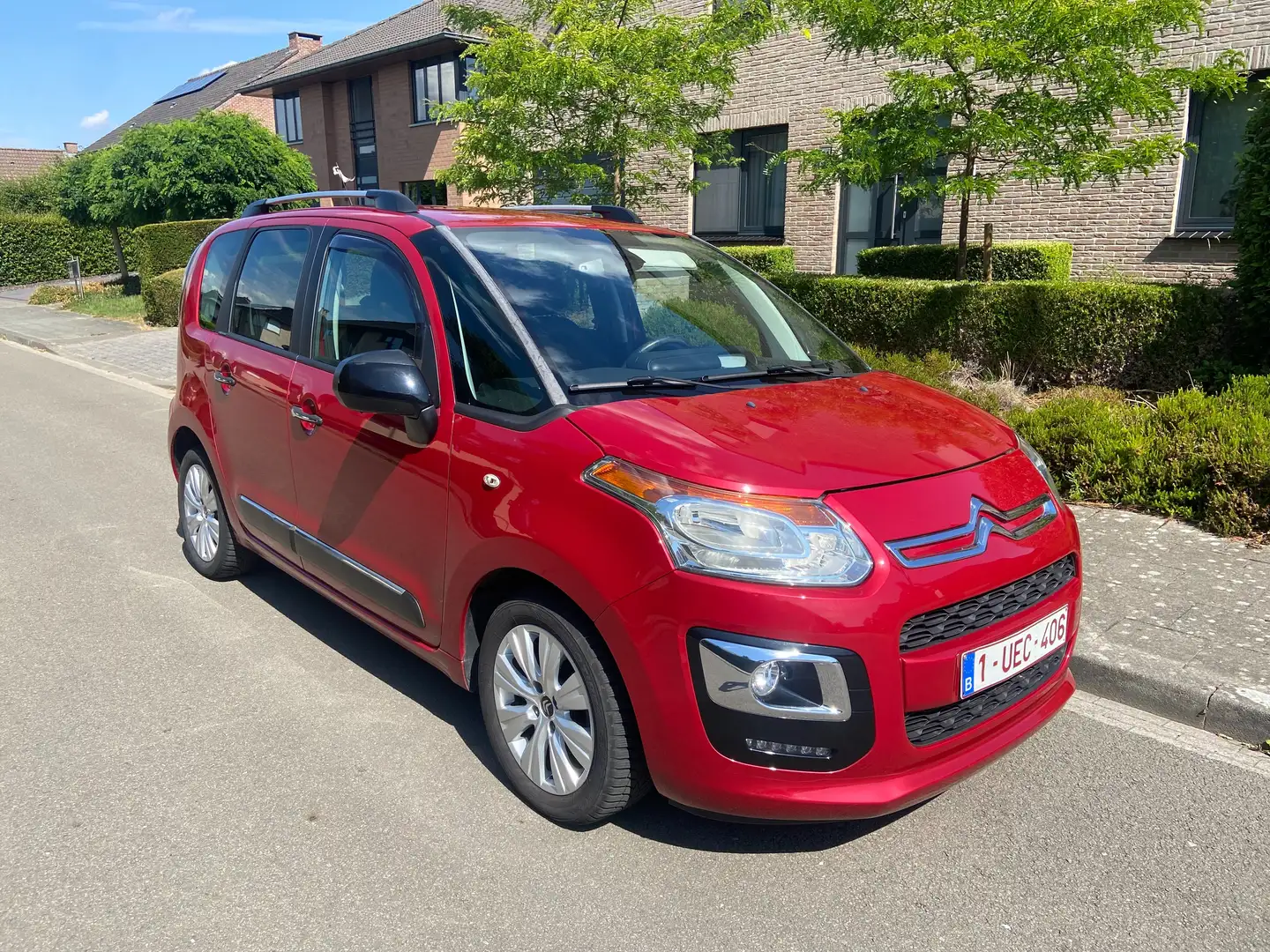Citroen C3 Picasso C3 Picasso 1.2 VTI 110 Exclusive Maro - 1