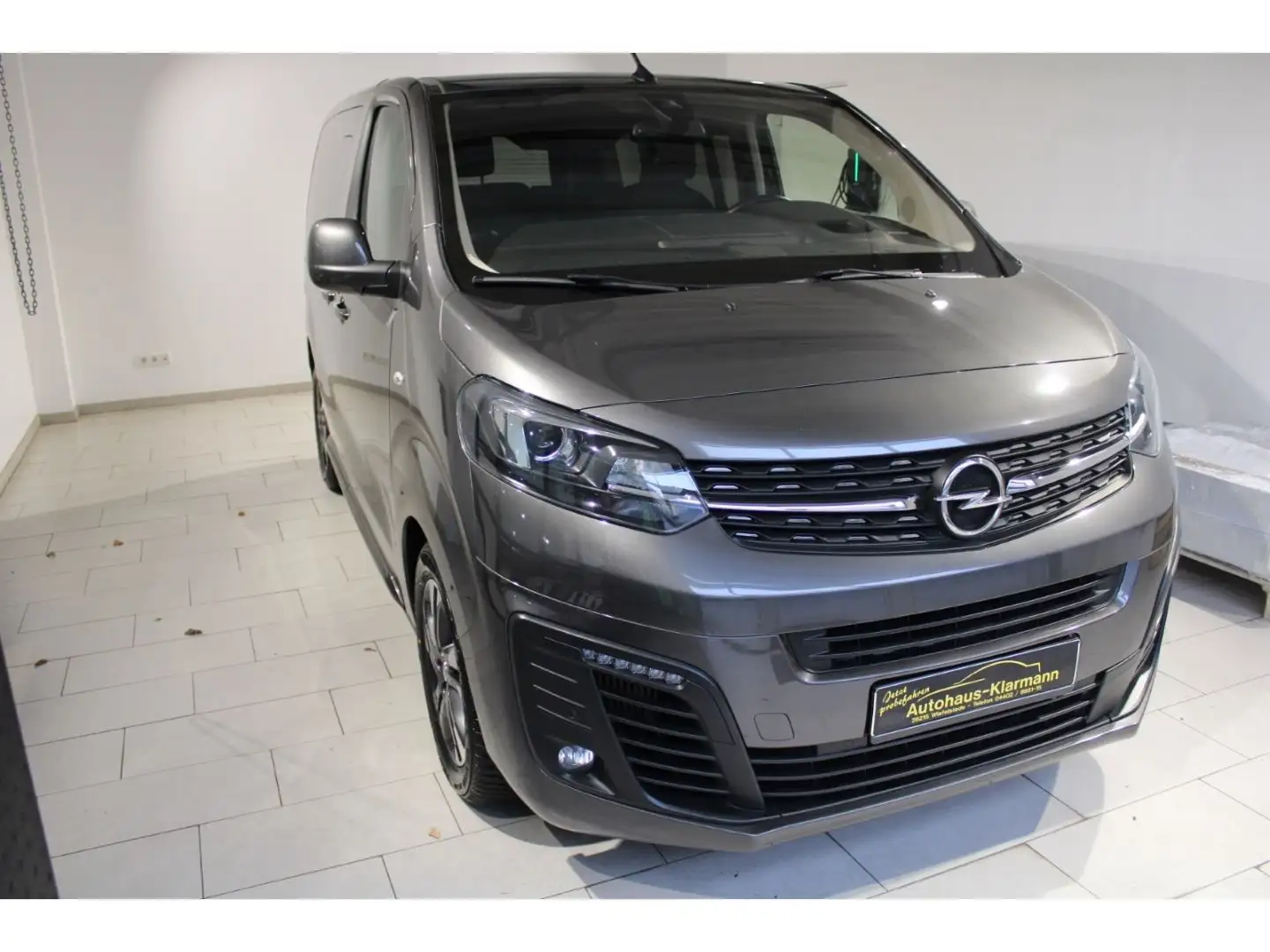 Opel Zafira Life Edition S 2.0 D EU6d HUD Navi Apple Grau - 2