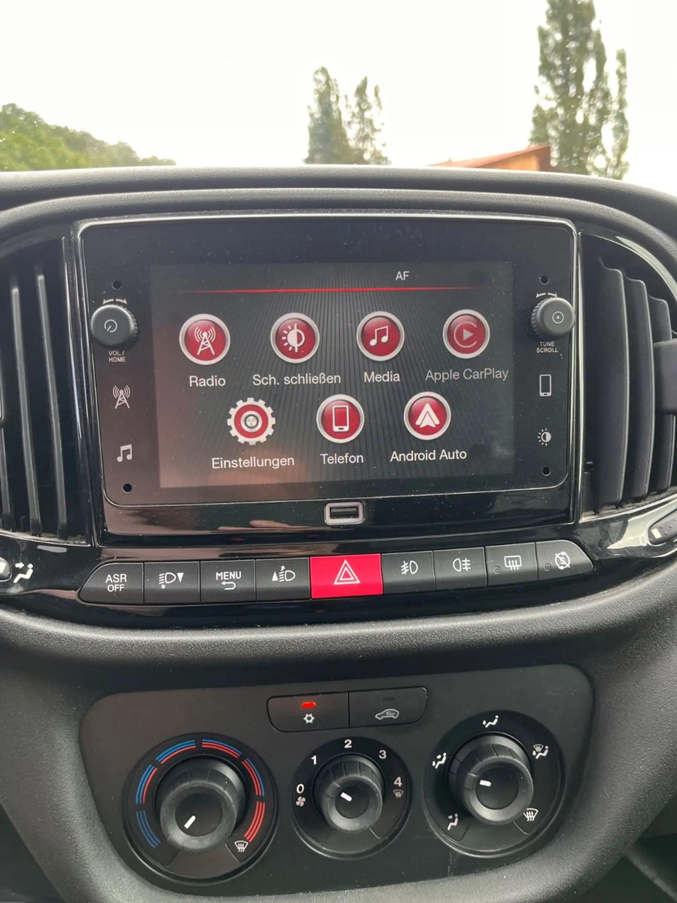 Fiat Doblo SX Kasten Navi Klima AHK DAB Tüv neu — photo 11