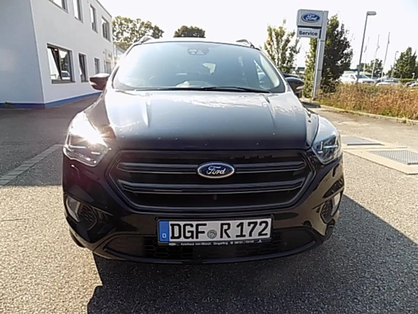 Ford Kuga 2.0 TDCi 4x4 Aut. ST-Line Schwarz - 1