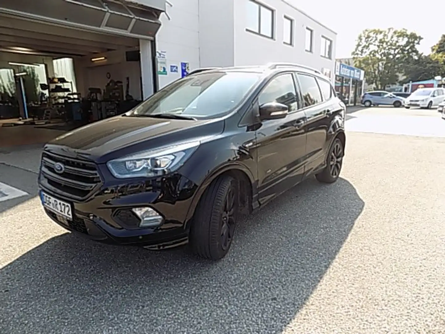 Ford Kuga 2.0 TDCi 4x4 Aut. ST-Line Schwarz - 2