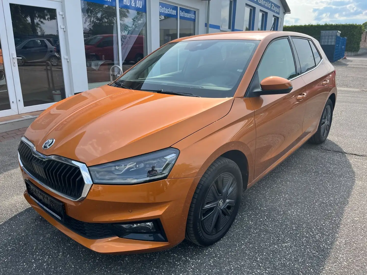 Skoda Fabia 1,0 TSI*Style Plus* Klimaaut./PDC/1.Hd/Alu Orange - 1