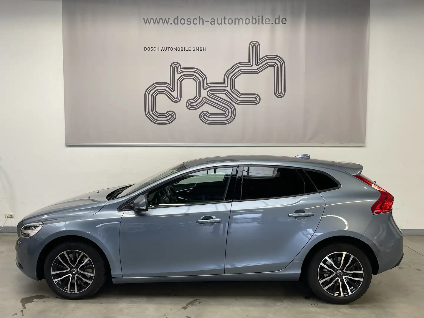 Volvo V40 Momentum LED/NAVI/PDC Bleu - 1