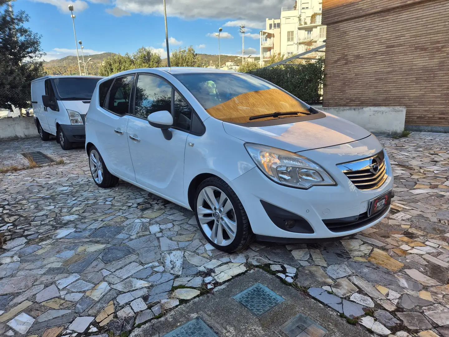 Opel Meriva 1.4t Cosmo 120cv - 1