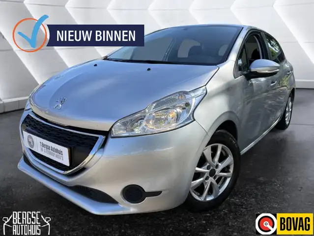 Peugeot 208 1.2 VTi Active Carplay Airco Cruise