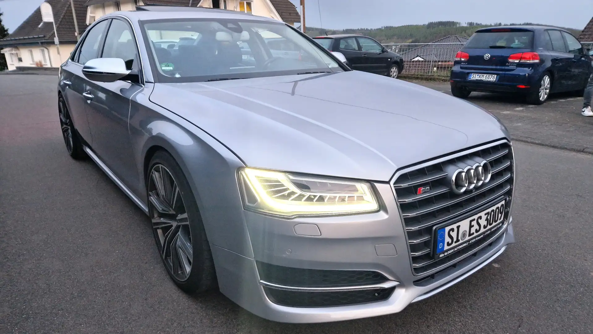 Audi S8 4.0 TFSI quattro*Bang&Olufsen*Matrix*Nachtsicht360 Grau - 2