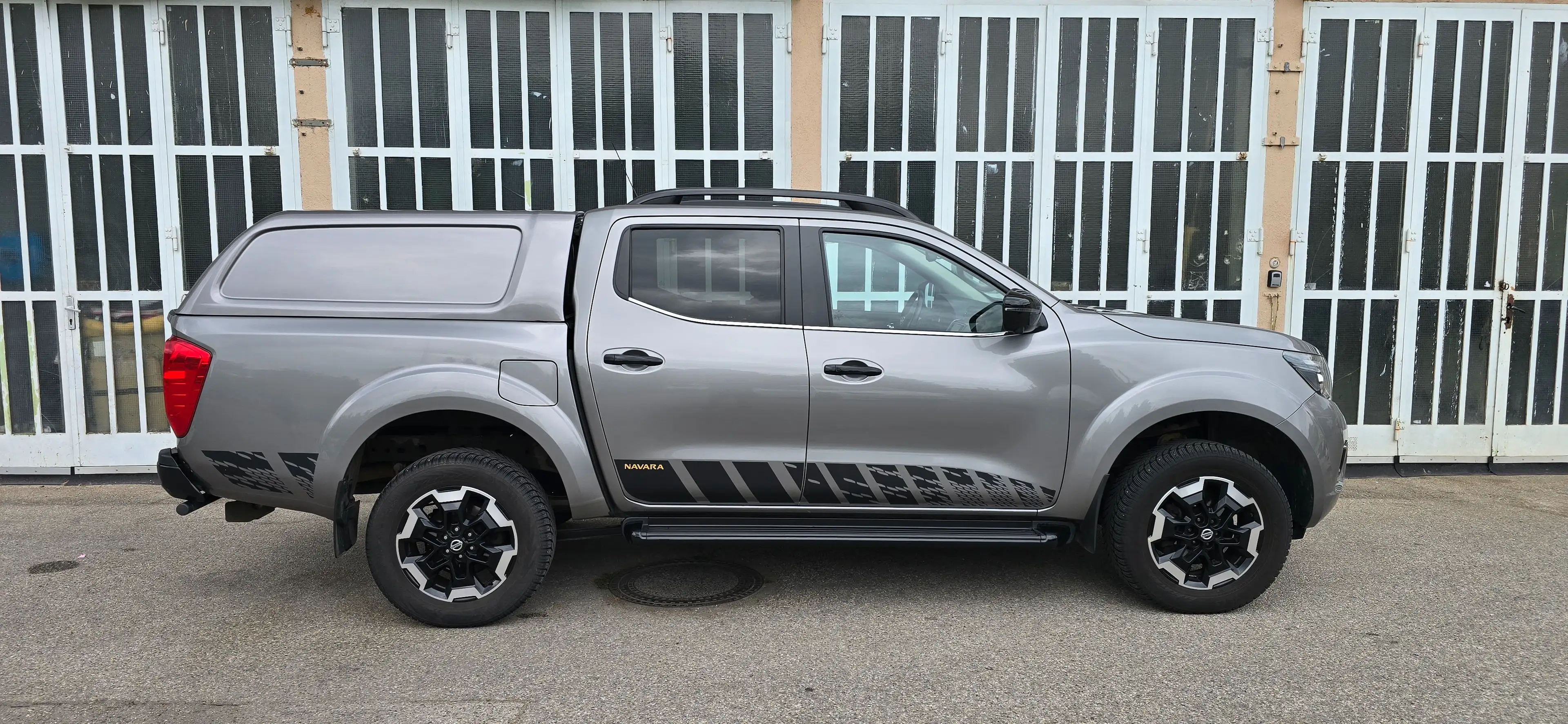 Nissan Navara NP300 N-Guard 2,3dCi Aut. DC 4x4 Mwst*Led*Navi*AHK — photo 5