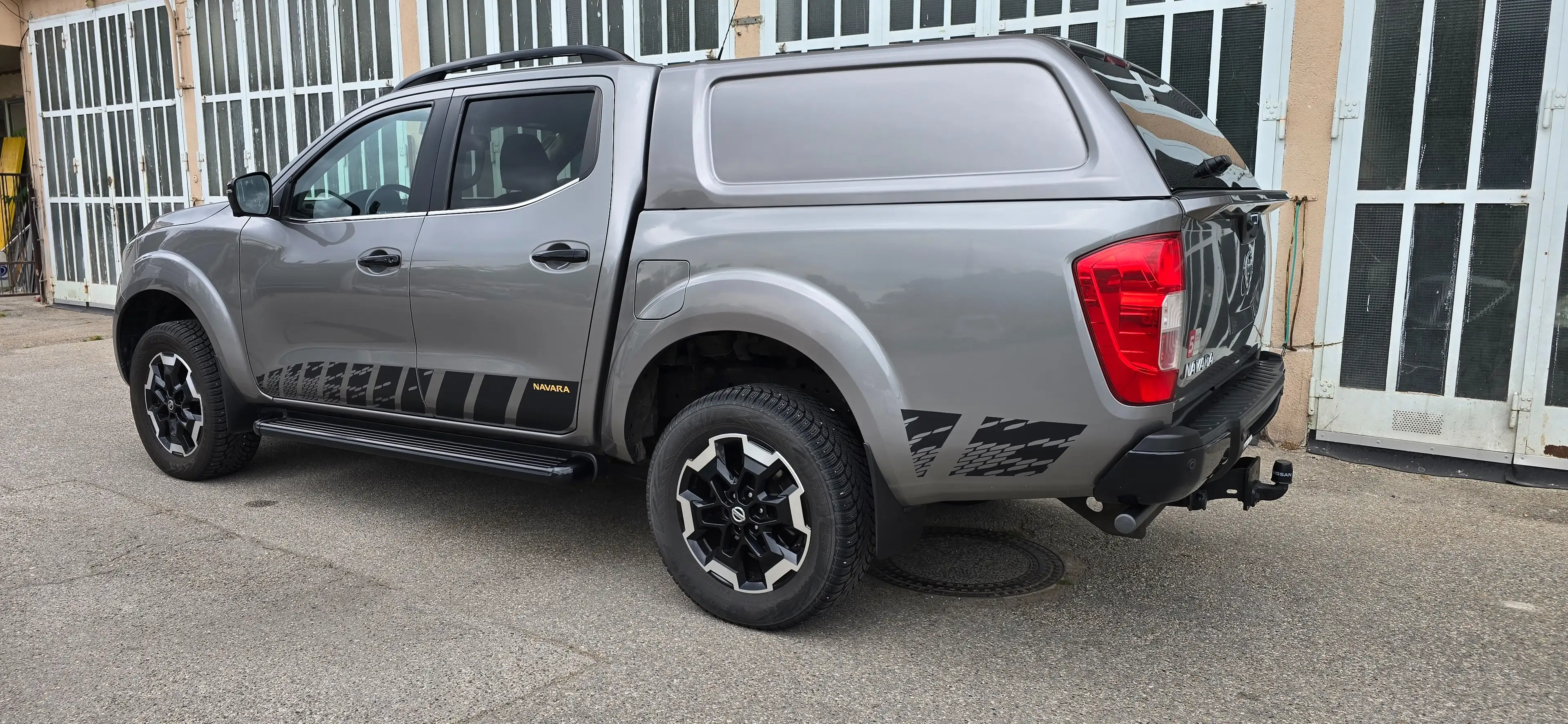 Nissan Navara NP300 N-Guard 2,3dCi Aut. DC 4x4 Mwst*Led*Navi*AHK — photo 3