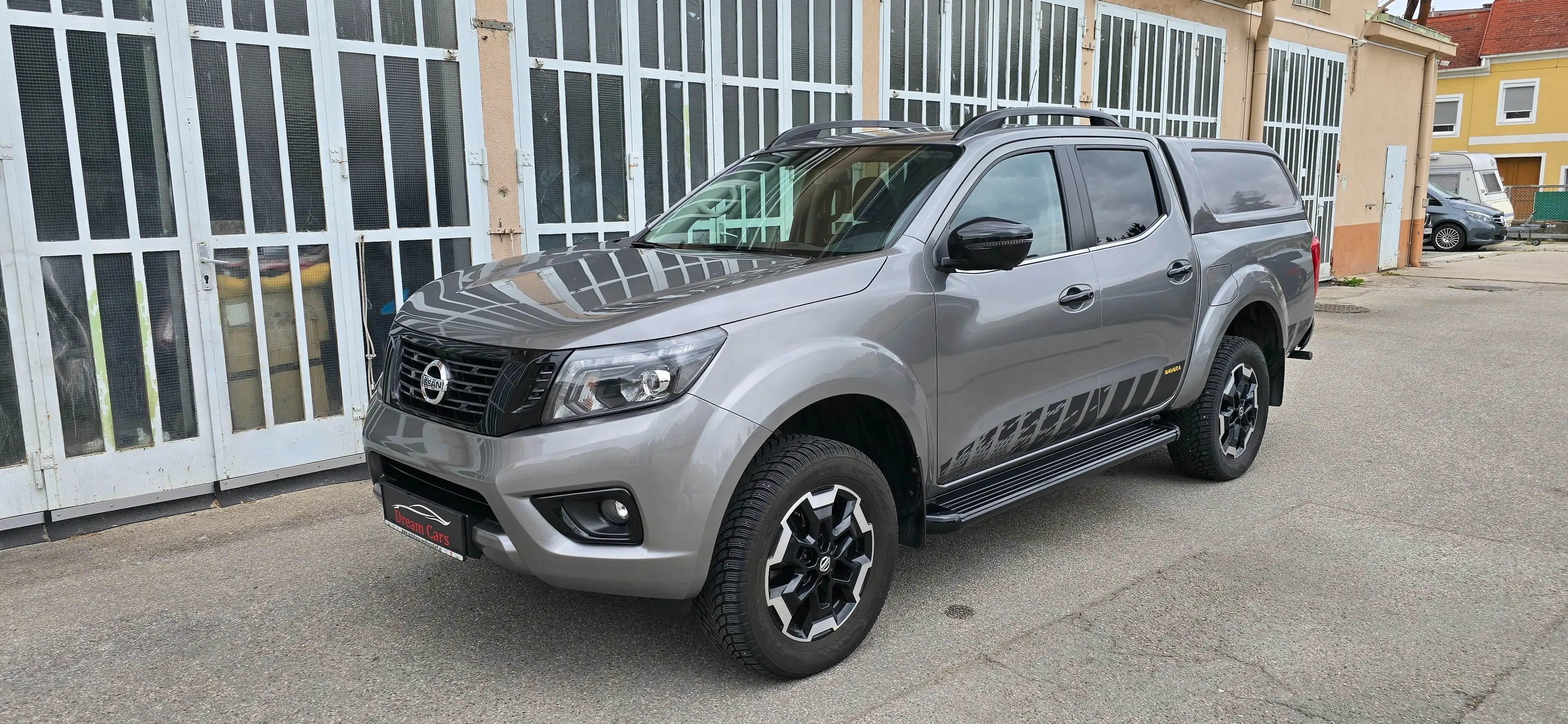 Nissan Navara NP300 N-Guard 2,3dCi Aut. DC 4x4 Mwst*Led*Navi*AHK