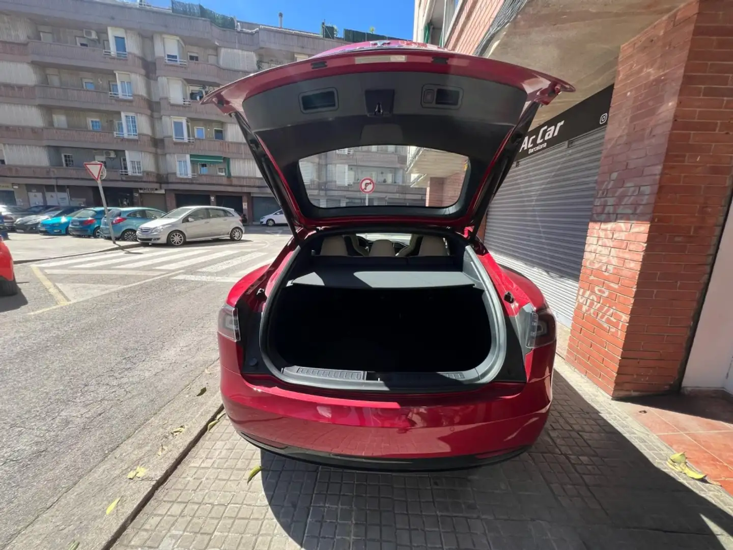Tesla Model S 90D AWD Burdeos - 2