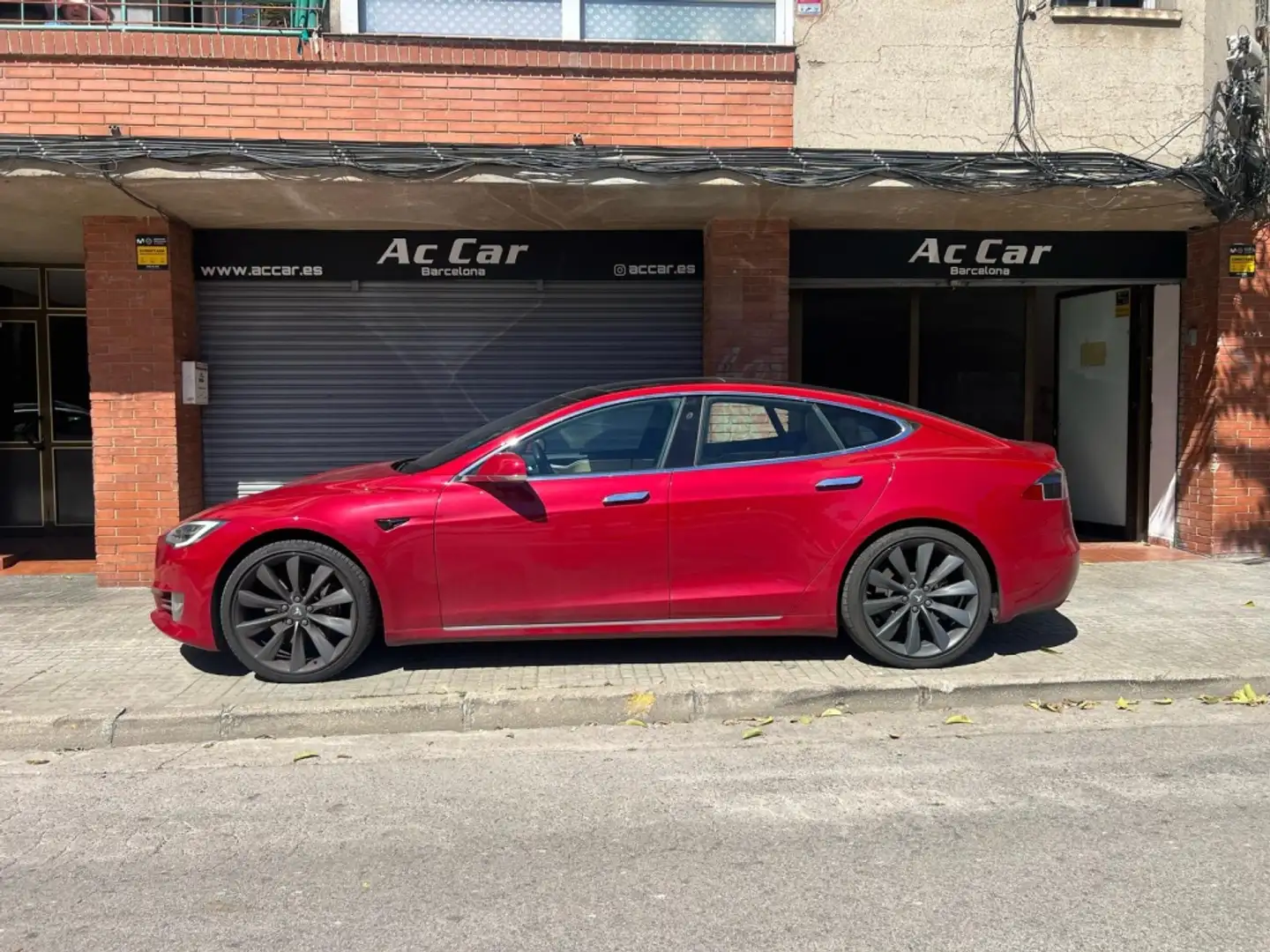 Tesla Model S 90D AWD Burdeos - 1