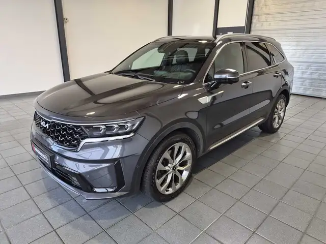 Kia Sorento view 3