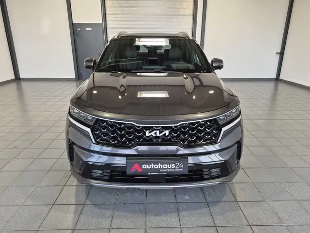 Kia Sorento view 2