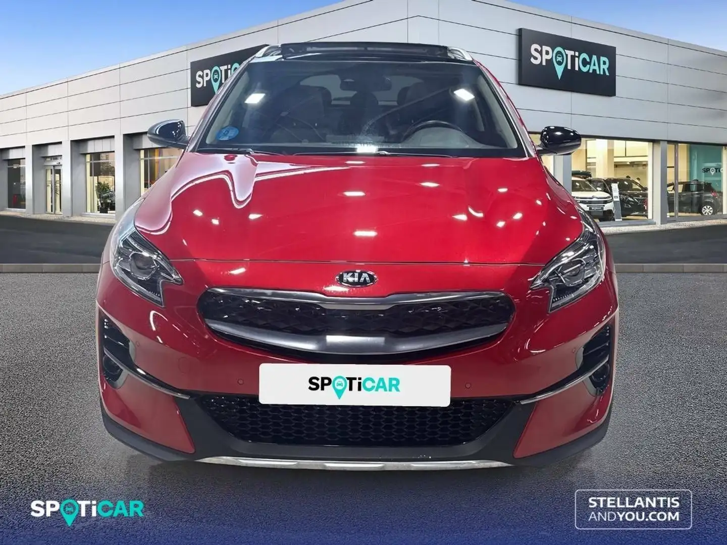 Kia XCeed 1.6 GDi PHEV 104kW (141CV) eMotion Rojo - 2