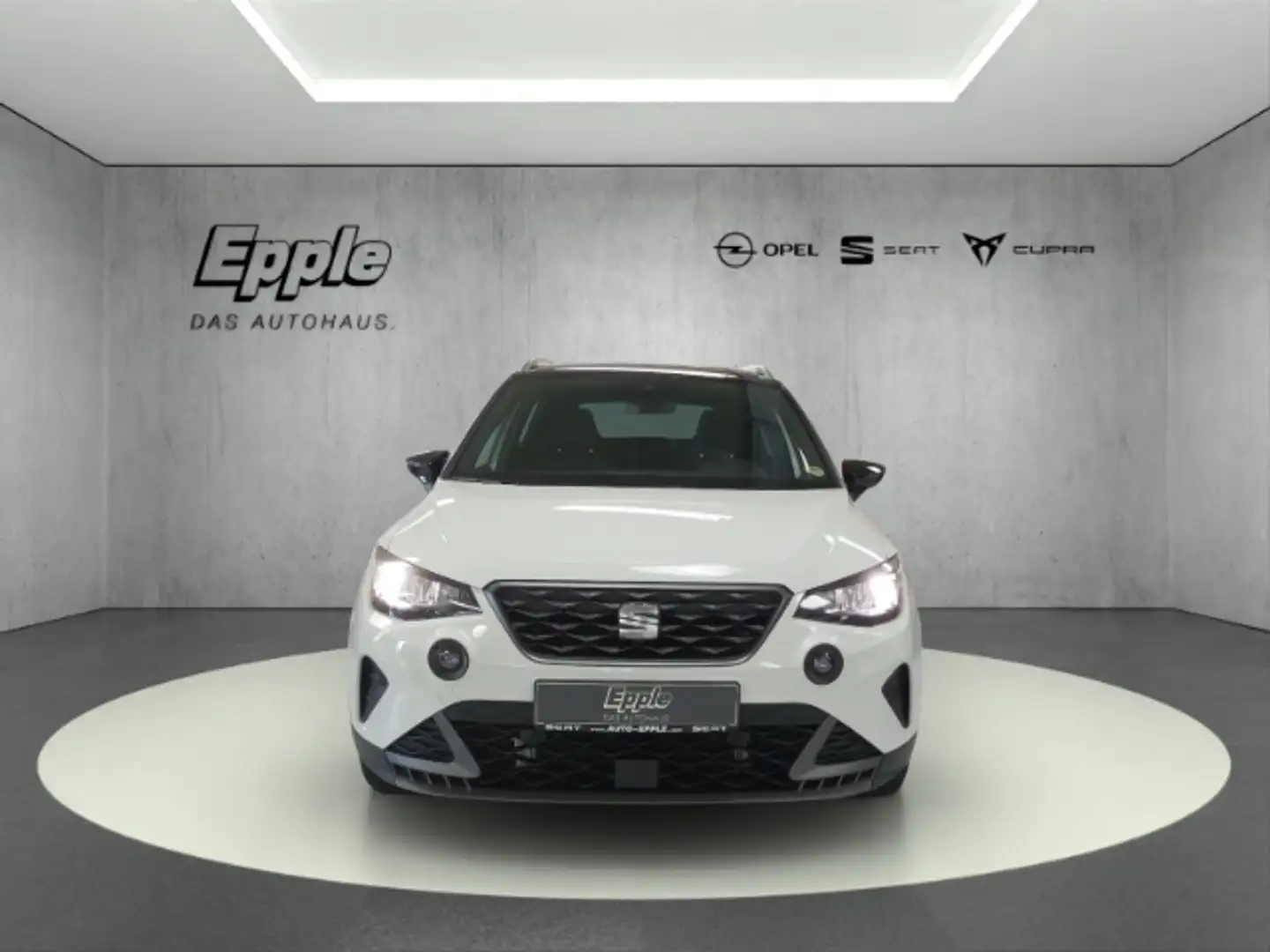 SEAT Arona Seat FR 1.5 TSI DSG 150 PS NAVI LED Kamera Weiß - 2