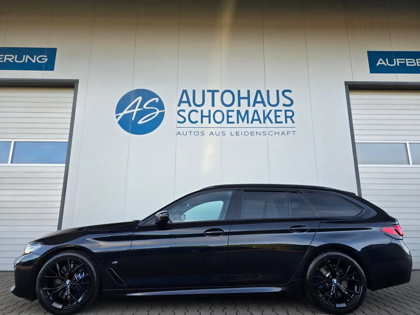 BMW 530 d M Sport*FACELIFT*AHK,Laser,LCProf,St.Hz,HUD Schwarz - 2