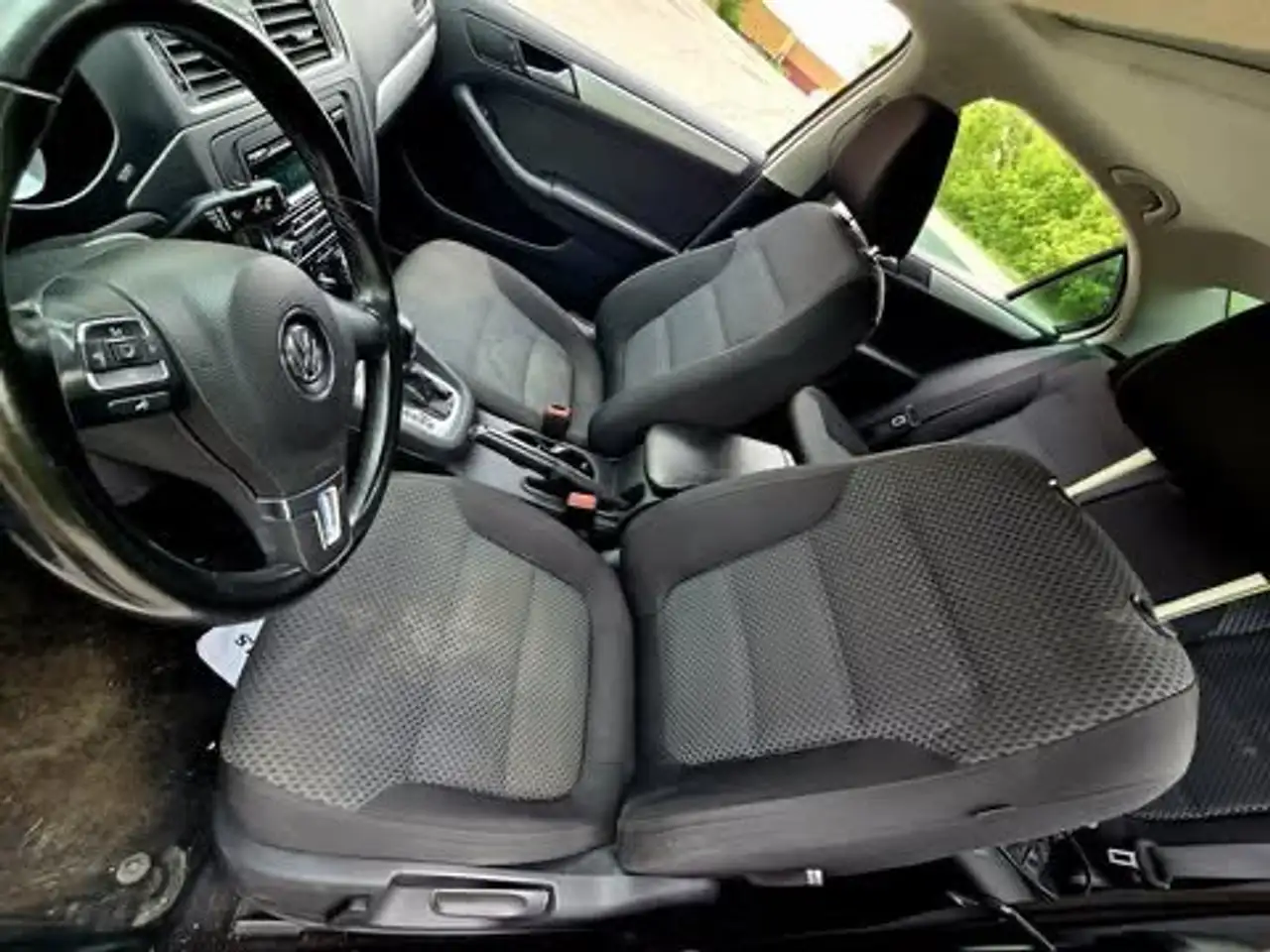 Volkswagen Jetta photo Volkswagen Jetta