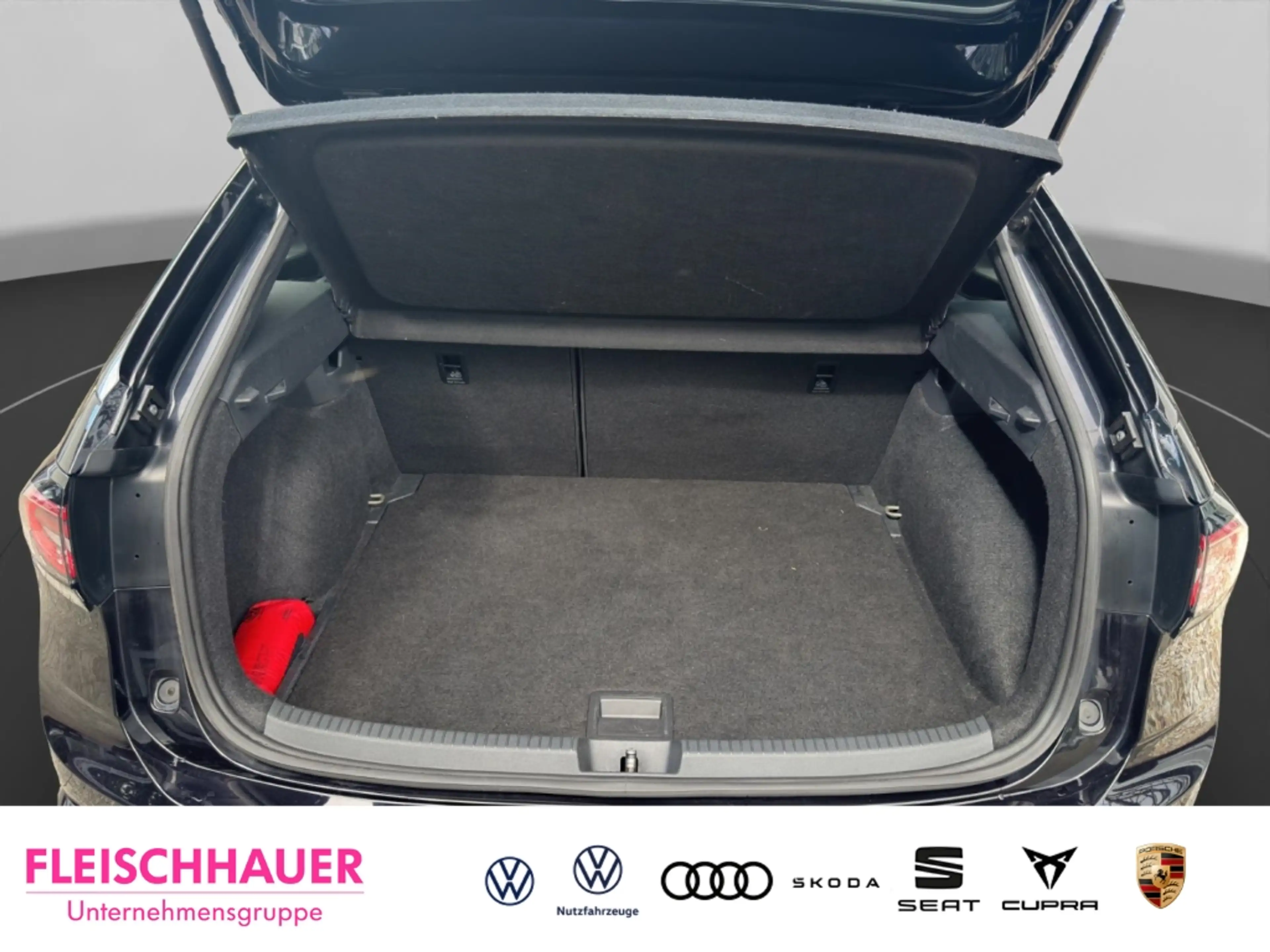 Volkswagen Taigo R-Line 1.5 TSI DSG Navi Kamera Keyless LED — photo 16