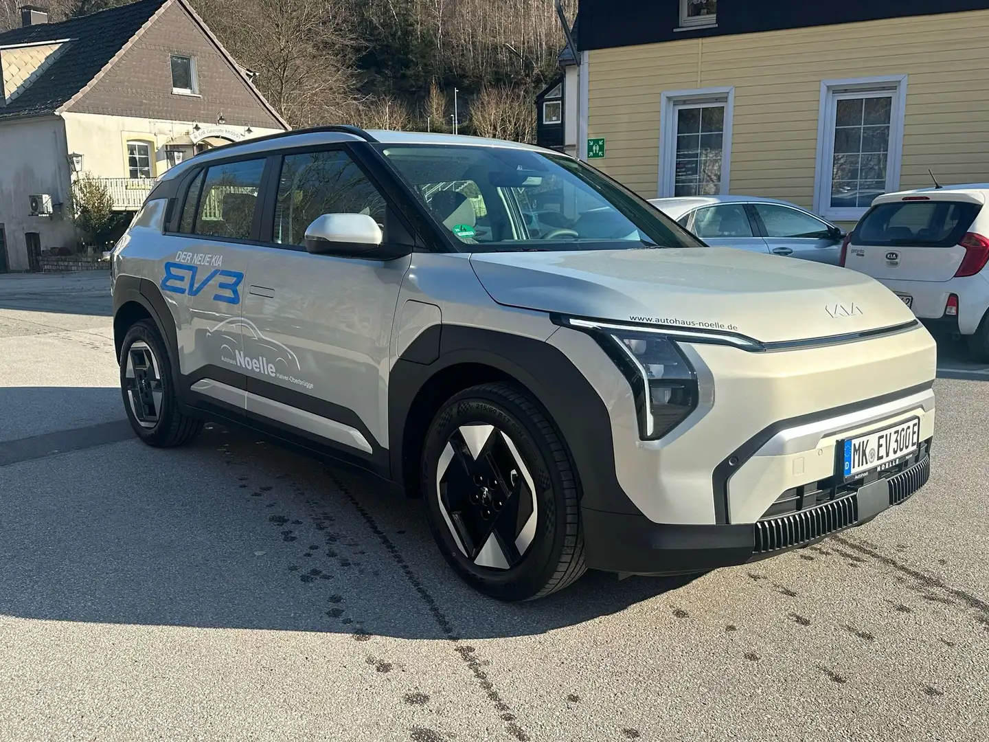 Kia EV3 EV3 58,3-kWh FWD Air Plateado - 2