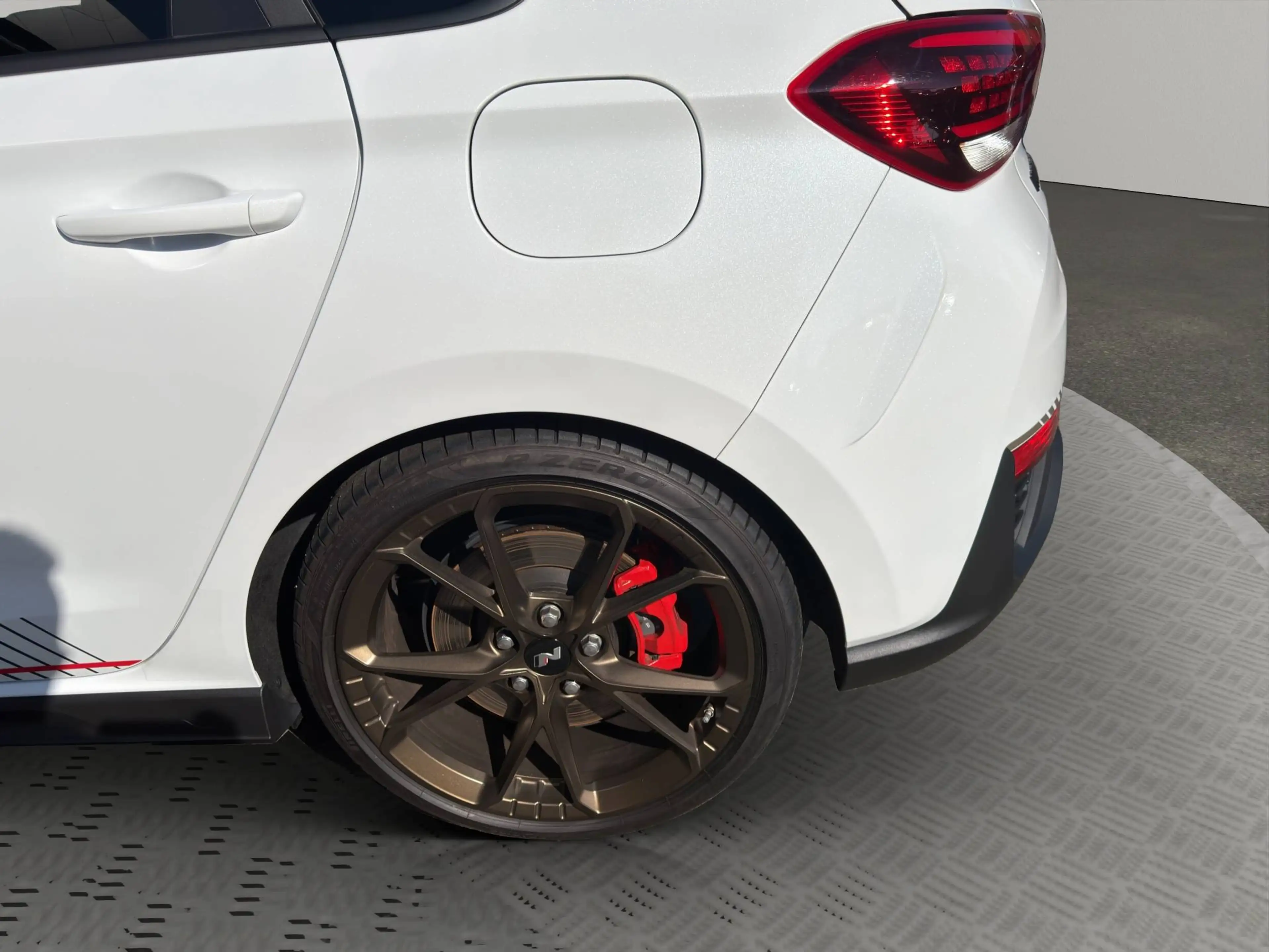 Hyundai i30 i30 2.0 T-GDI DRIVE-N LIMITED EDITION - NUMMER 001 VON 800 — photo 23