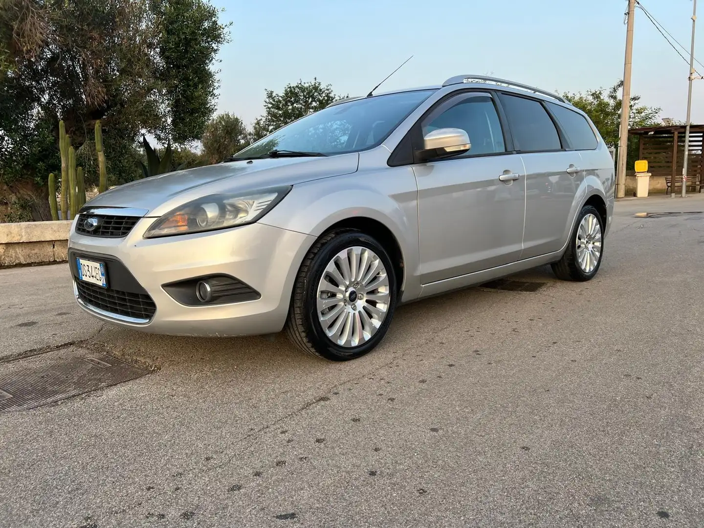 Ford Focus Titanium 2.0 145cv sw bz-Gpl 107 KW Argent - 1