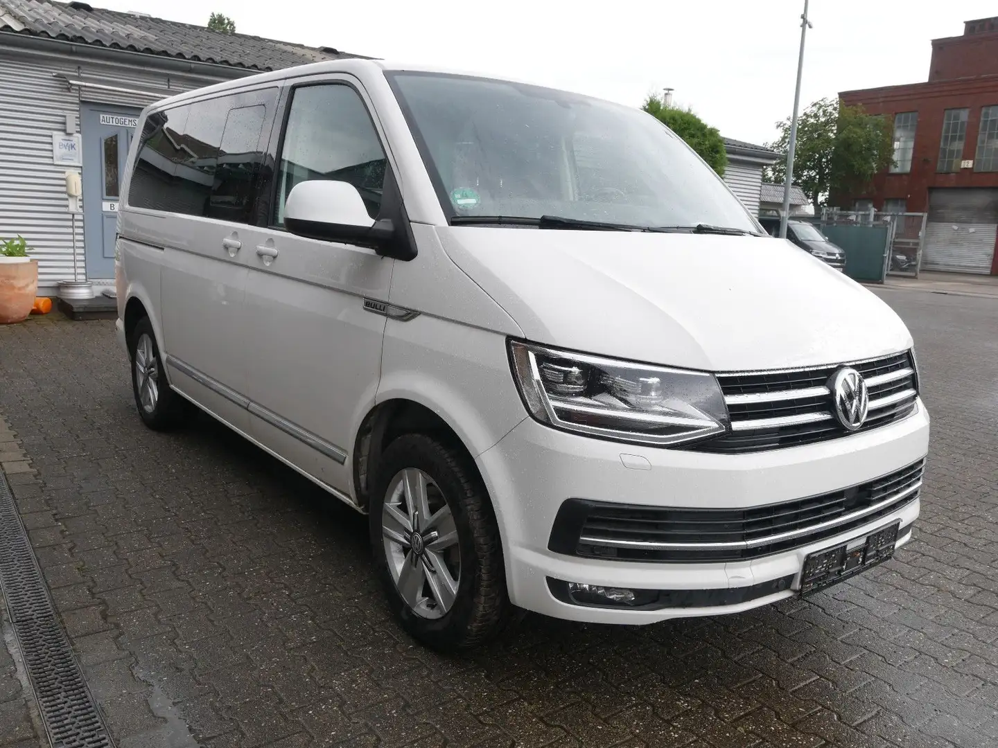 Volkswagen T6 Transporter T6 Caravelle 2.0 TDI Highline Leder Navi ACC LED Blanc - 1
