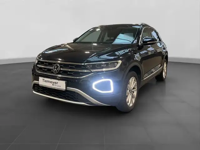 Volkswagen T-Roc view 2