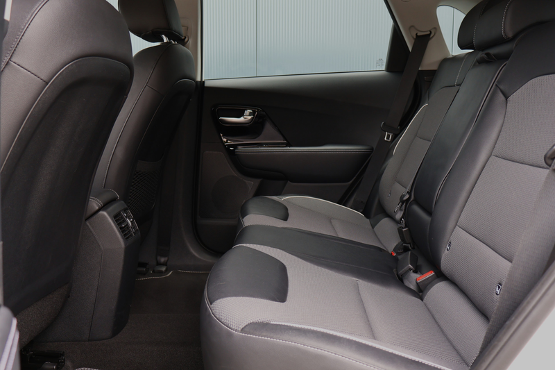 Kia e-Niro DynamicLine 64 kWh | 97% soh! | Keyless | Camera | — photo 6