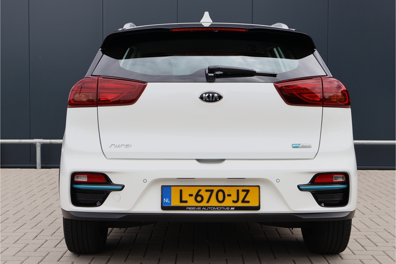 Kia e-Niro DynamicLine 64 kWh | 97% soh! | Keyless | Camera | — photo 8