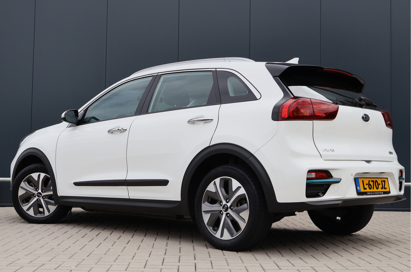 Kia e-Niro DynamicLine 64 kWh | 97% soh! | Keyless | Camera | — photo 7