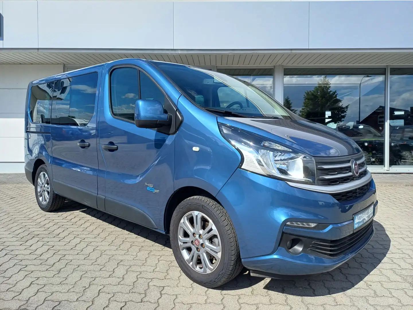 Fiat Talento Panorama 3,0t 1,6 EcoJet Twin-Turbo 145 KR Execut Blau - 1