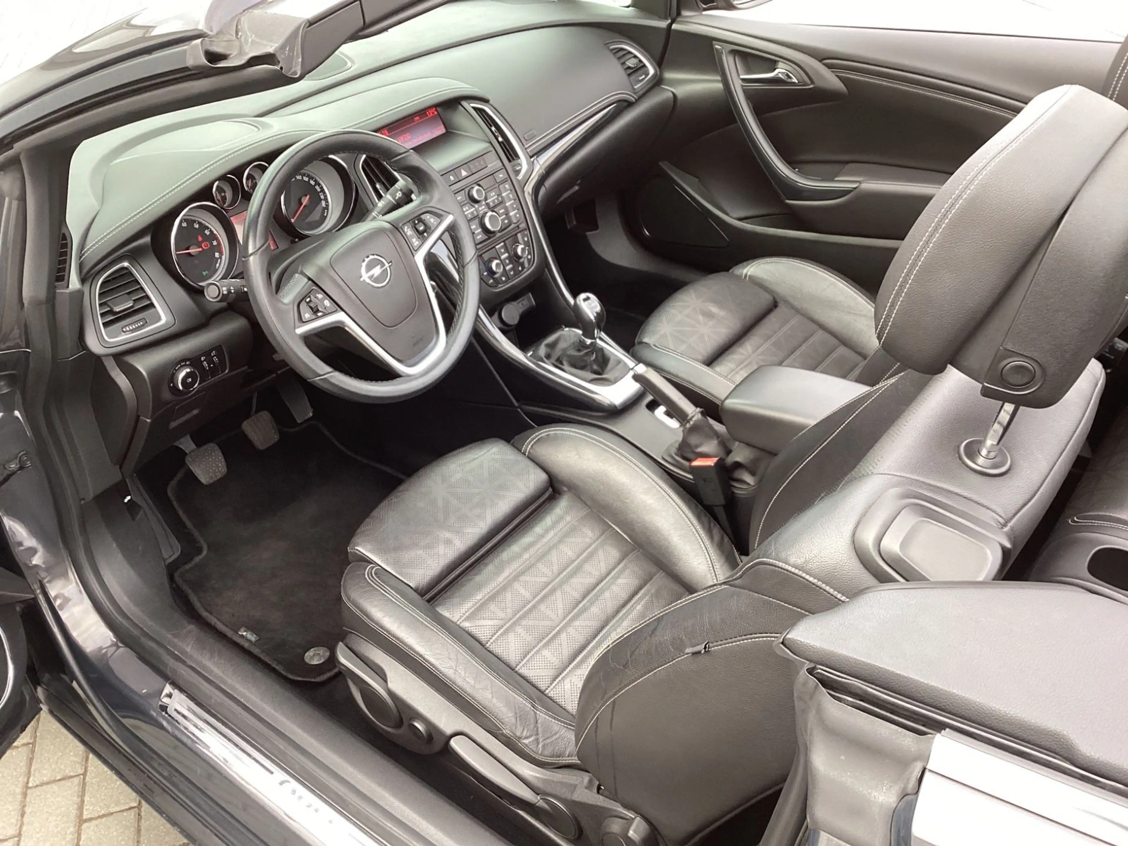 Opel Cascada Edition ecoFlex — photo 9