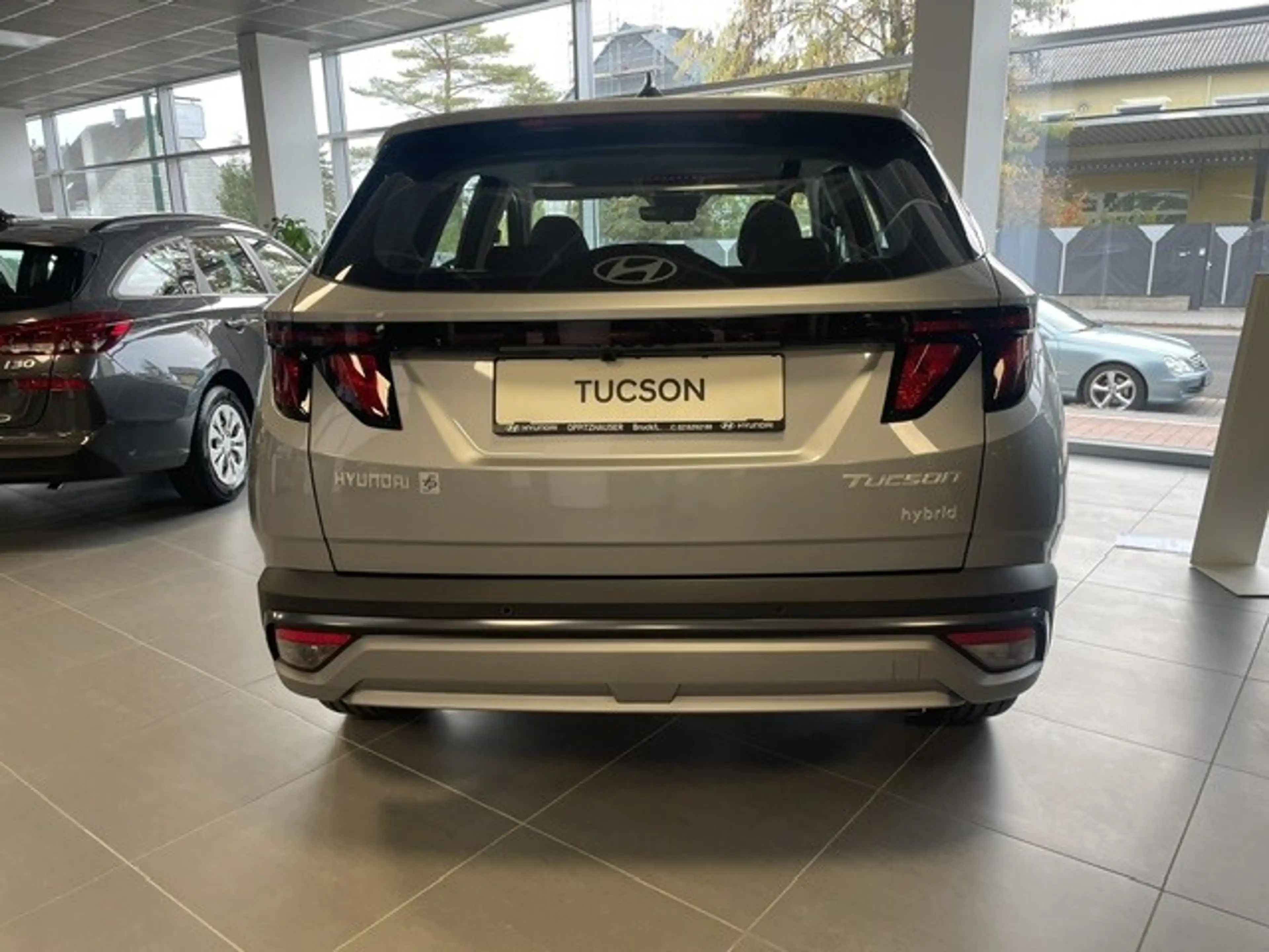 Hyundai TUCSON Tucson 1,6 T-GDI HEV 2WD Edition 35 Aut. — photo 4